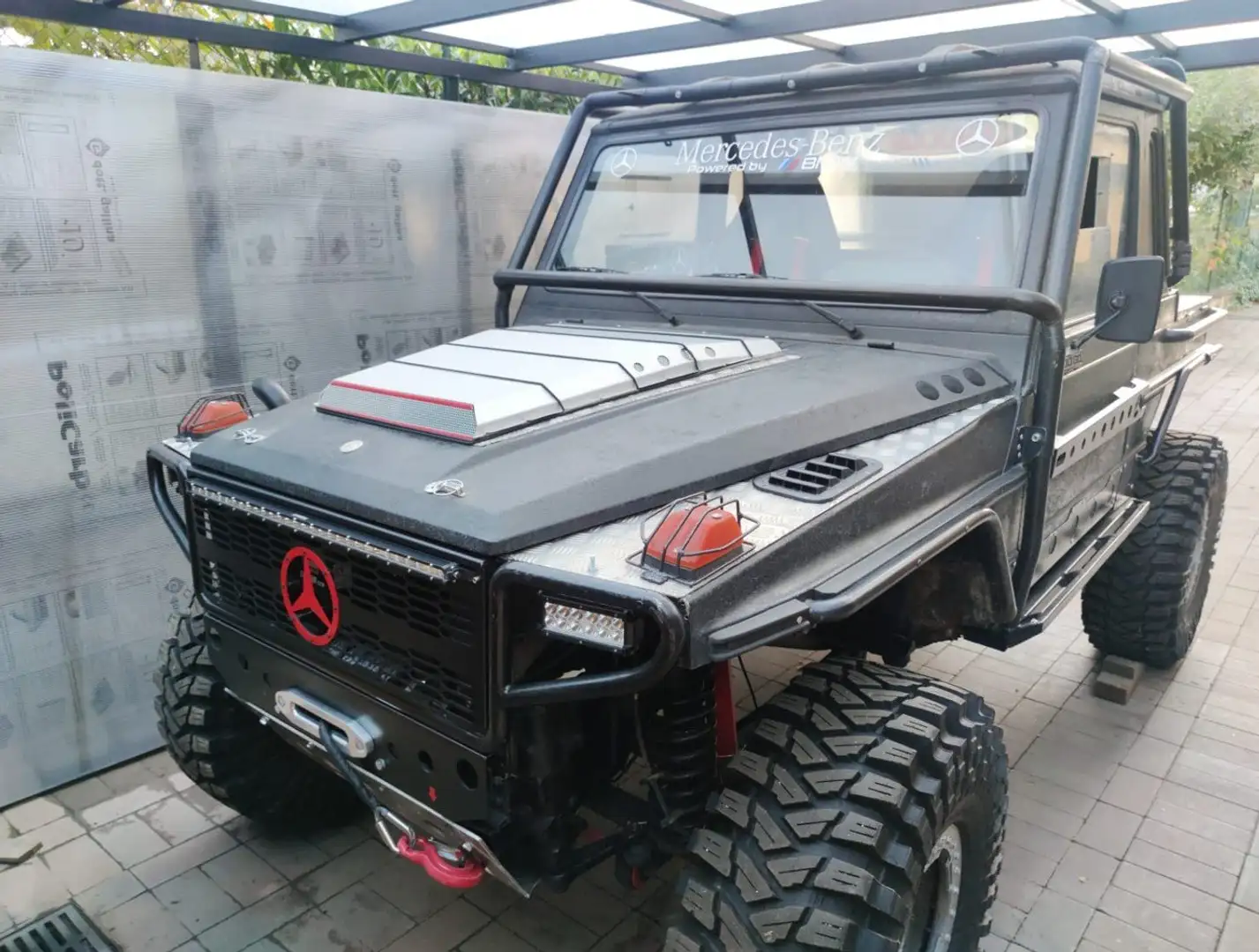 Mercedes-Benz G 300 300GD crna - 1