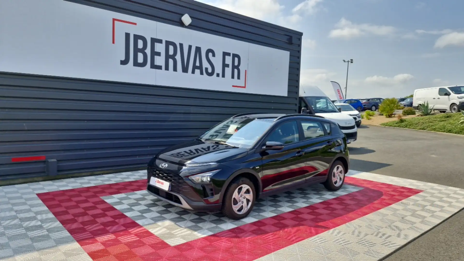 Hyundai BAYON 1.0 T-GDI 100 HYBRID 48V BUSINESS Noir - 1
