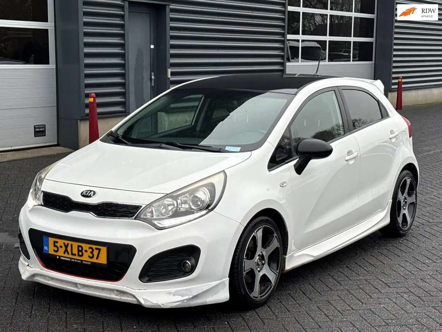 Kia Rio 1.4 CVVT ExecutiveLine, Airco, cruise control Blanc - 1