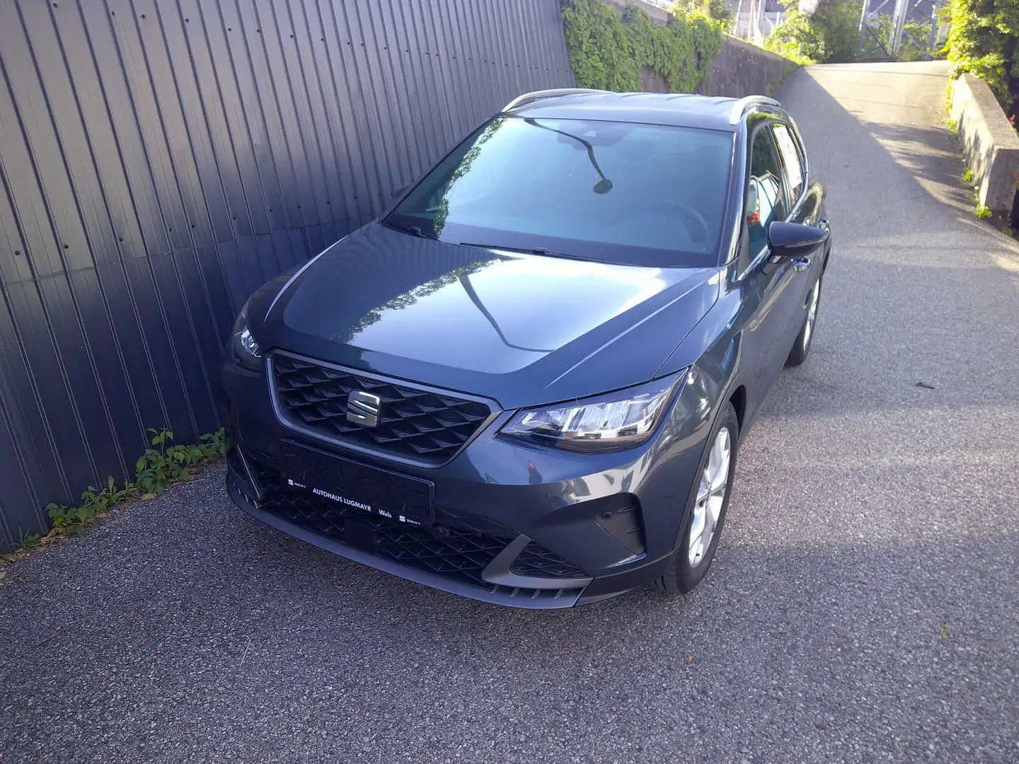 SEAT Arona FR 1.0 TSI Grau - 1