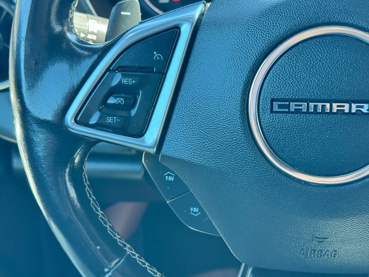 Chevrolet Camaro снимка Chevrolet Camaro