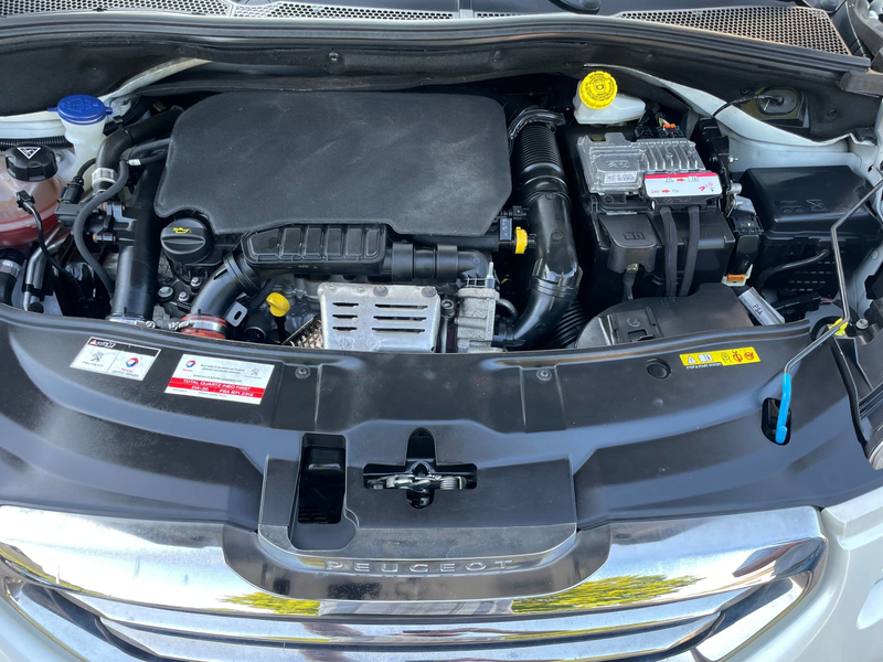 Peugeot 2008 1.2 PureTech Allure 2e Eig! Trekhaak Airco Pano PD — photo 12