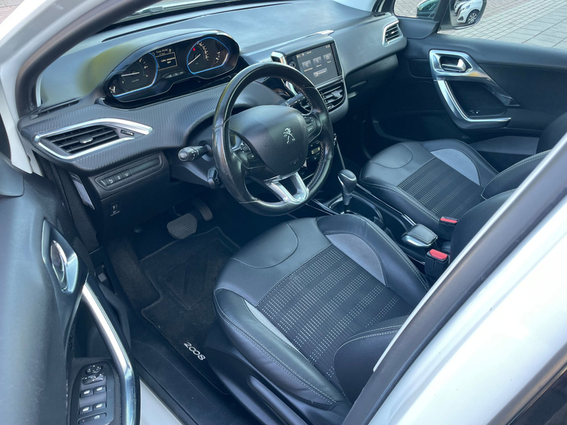 Peugeot 2008 1.2 PureTech Allure 2e Eig! Trekhaak Airco Pano PD — photo 7