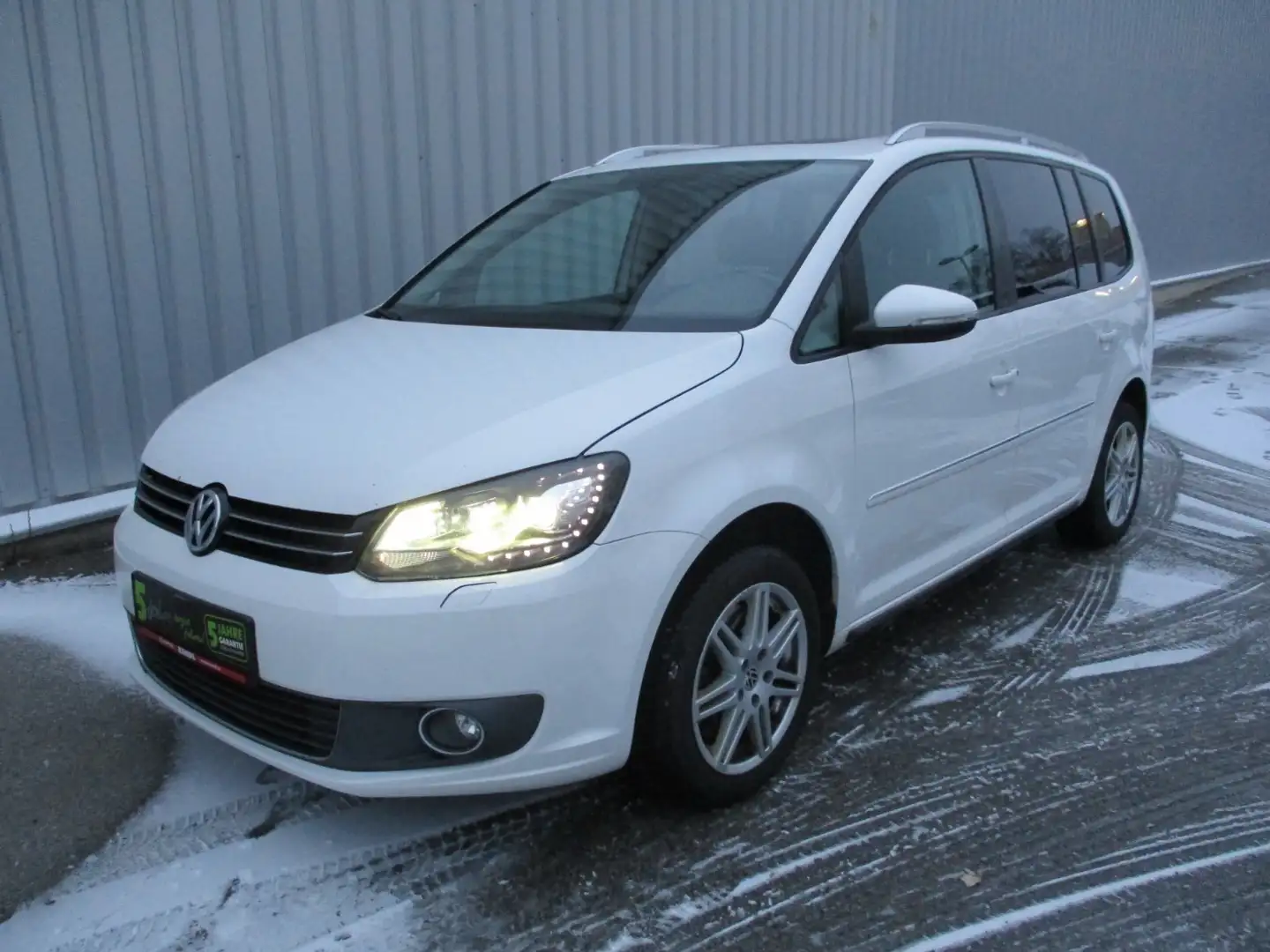 Volkswagen Touran Highline 1.4 TSI DSG Blanco - 2