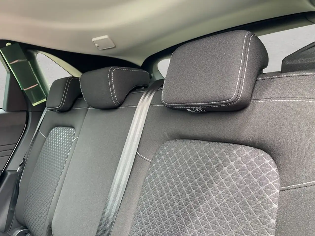 Ford Kuga 1.5 EcoBoost TITANIUM 110 kW, 5-türig 15