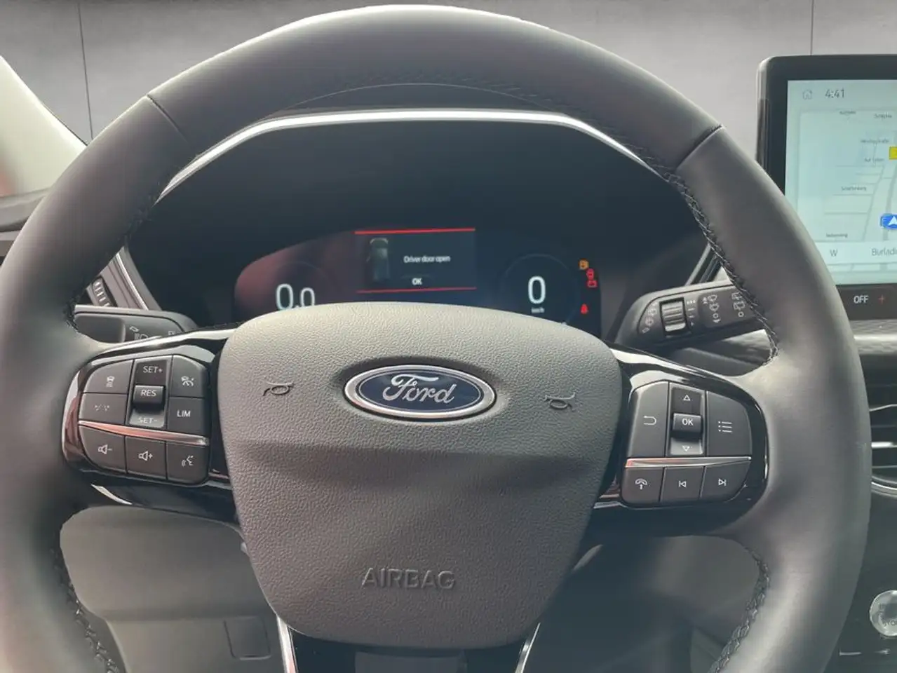 Ford Kuga 1.5 EcoBoost TITANIUM 110 kW, 5-türig 10