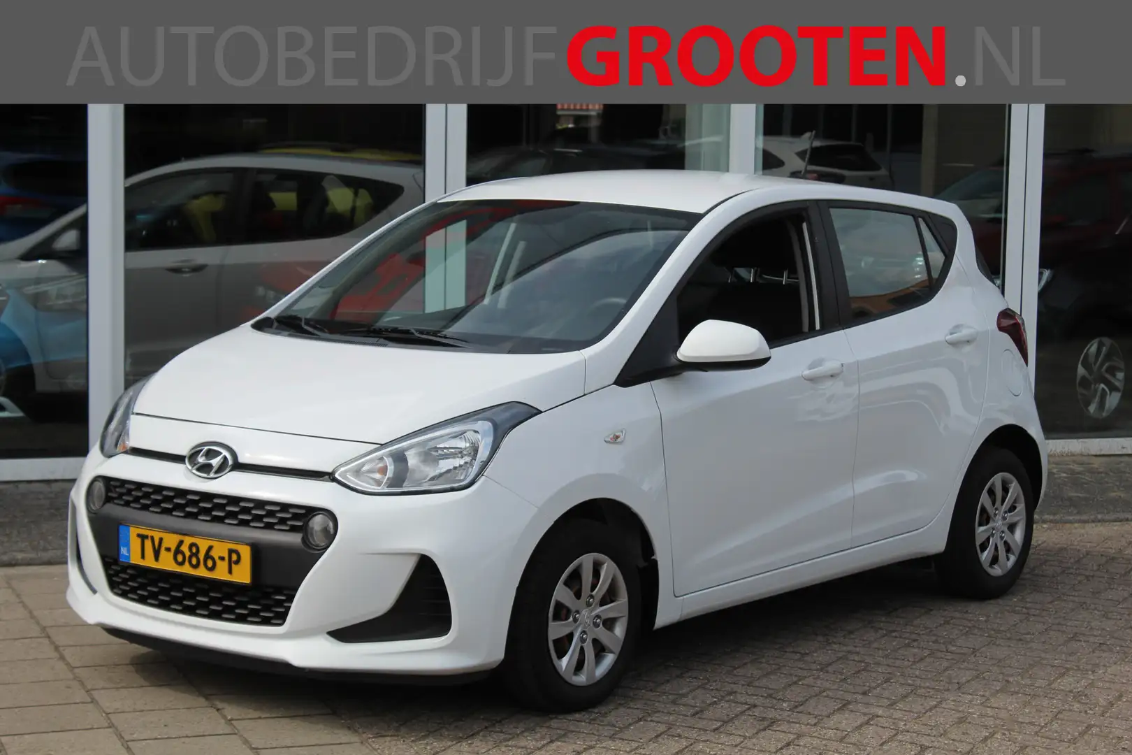 Hyundai i10 1.0i Comfort//5Drs//Navi!! Weiß - 1
