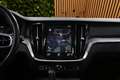 Volvo V60 2.0 T8 Twin Engine AWD R-Design | Panoramadak | Ha Zwart - thumbnail 15