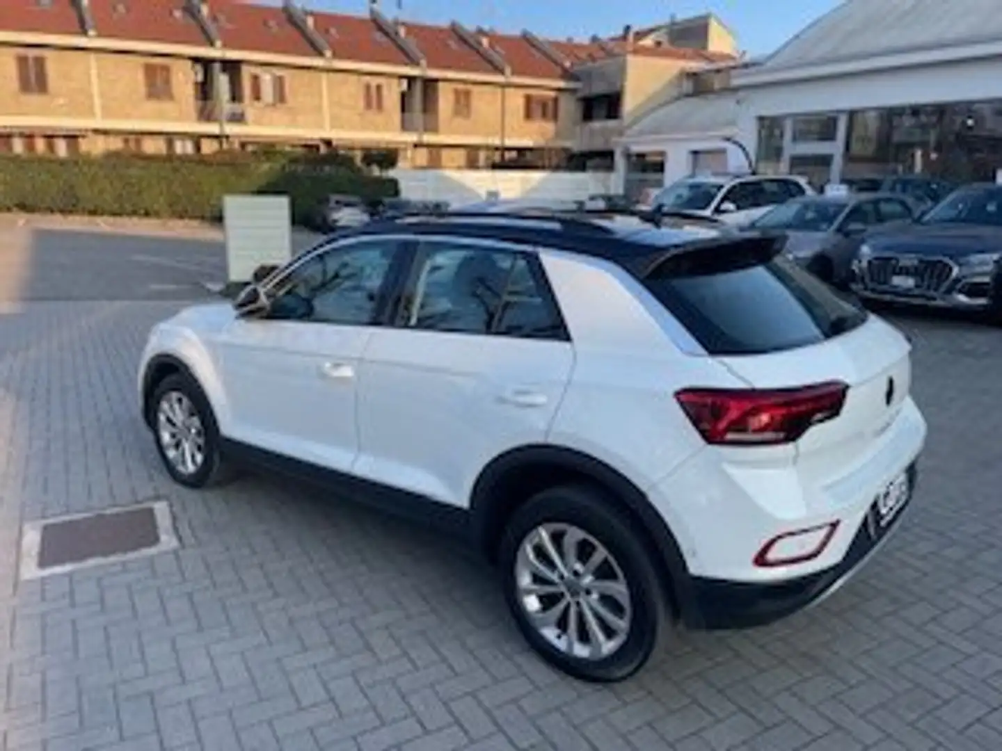 Volkswagen T-Roc T-Roc 1.0 tsi Life 110cv Bianco - 2