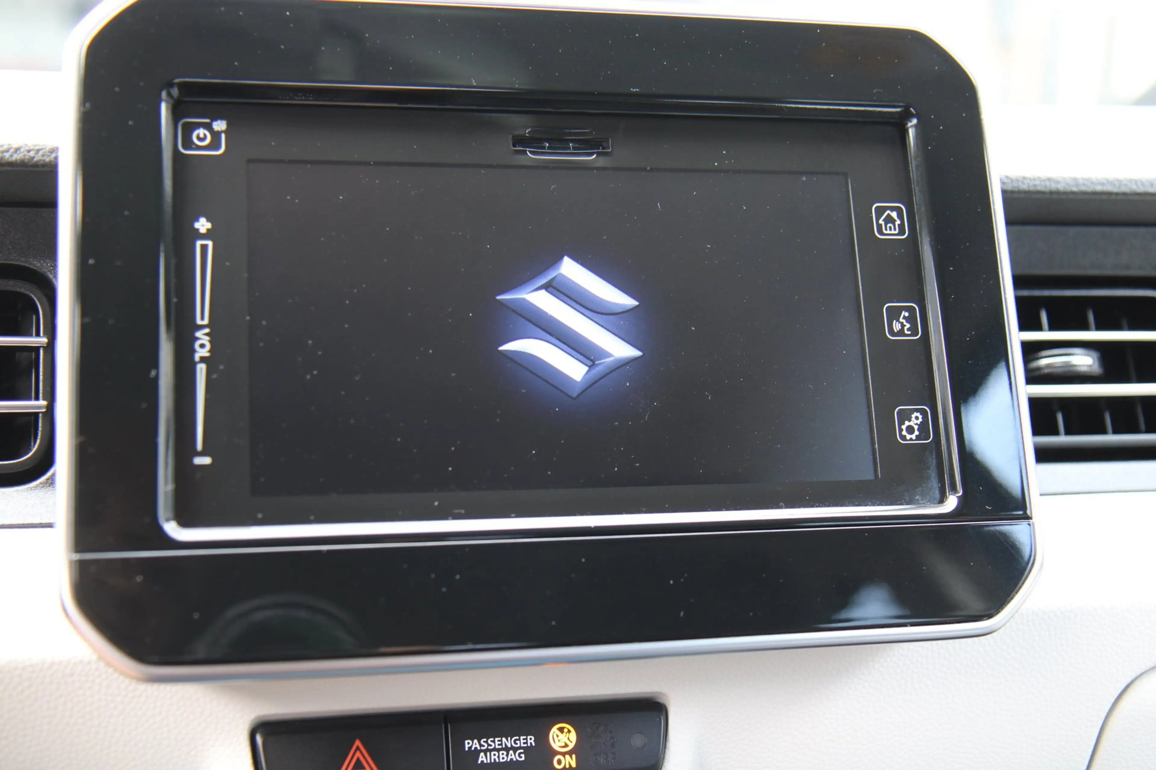 Suzuki Ignis 1.2 Select 4 Cil 90PK Camera Carplay Clima Luxe — photo 26