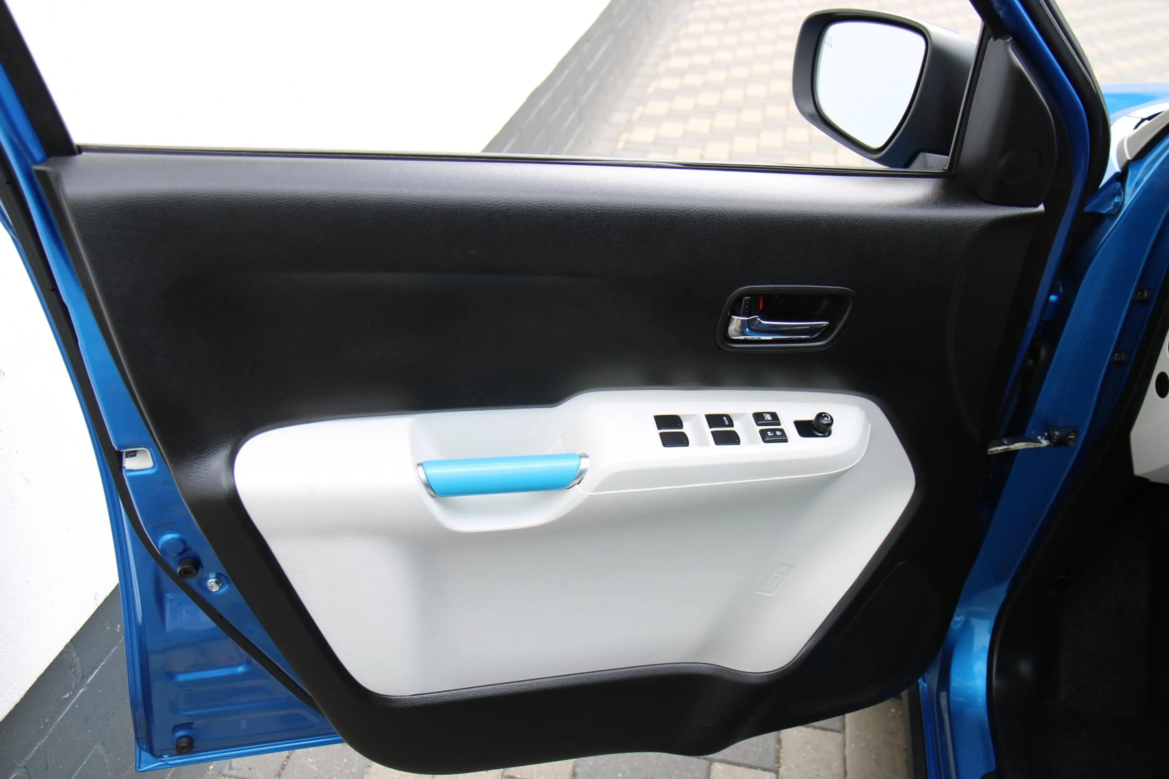 Suzuki Ignis 1.2 Select 4 Cil 90PK Camera Carplay Clima Luxe — photo 38