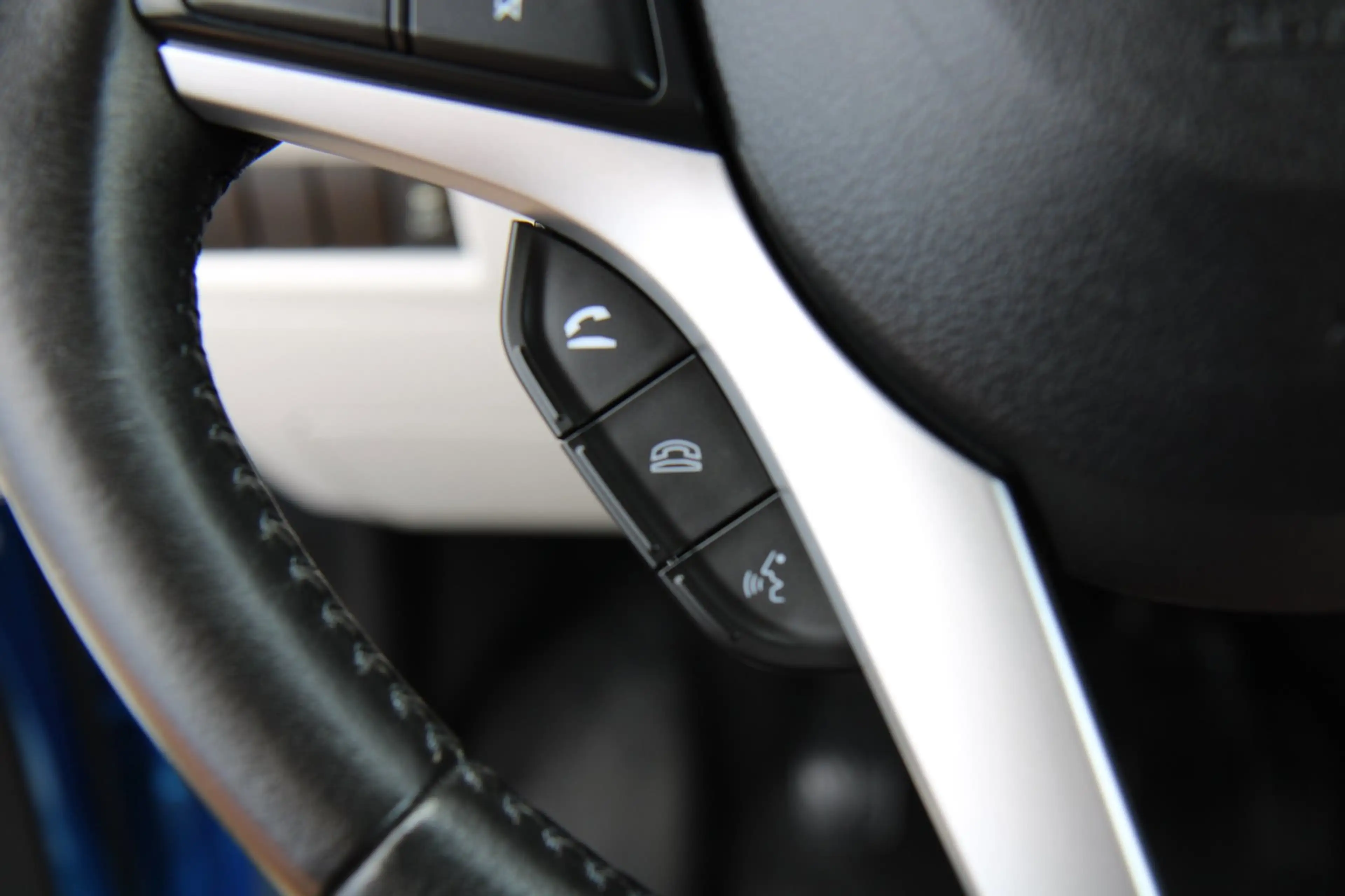 Suzuki Ignis 1.2 Select 4 Cil 90PK Camera Carplay Clima Luxe — photo 16