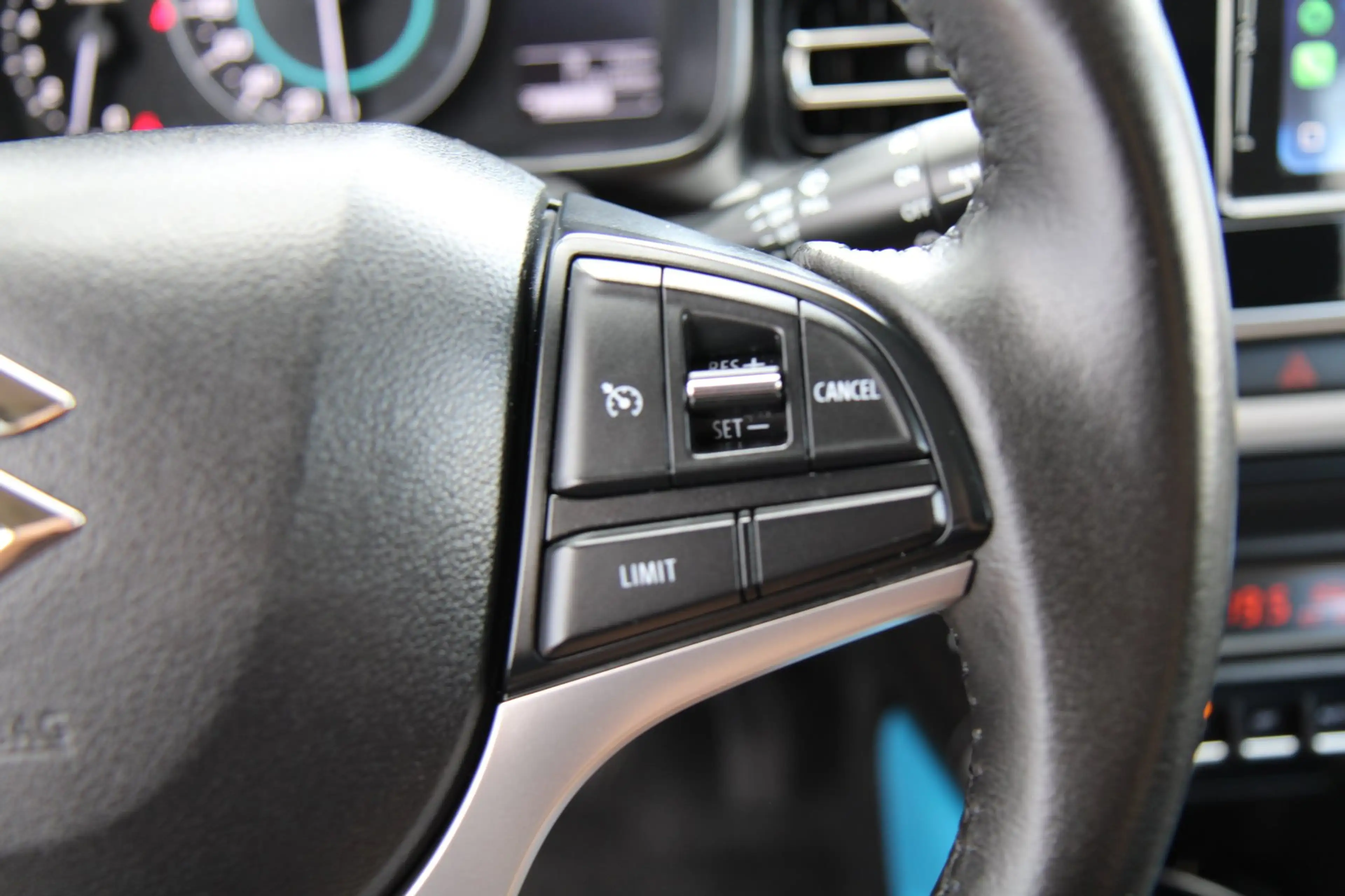 Suzuki Ignis 1.2 Select 4 Cil 90PK Camera Carplay Clima Luxe — photo 18