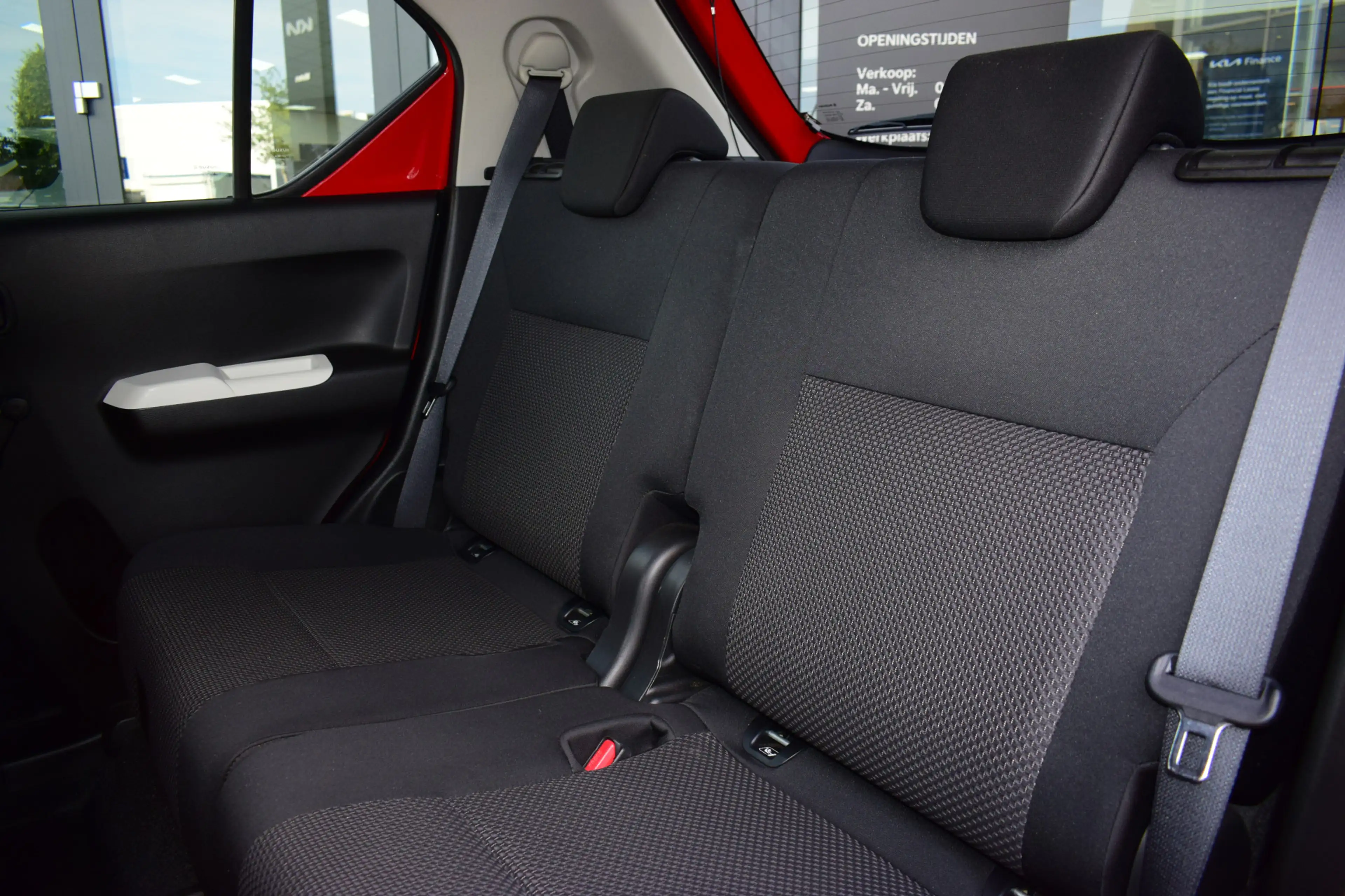 Suzuki Ignis 1.2 Select | Stoelverwarming | Airco | Navigatie | — photo 9