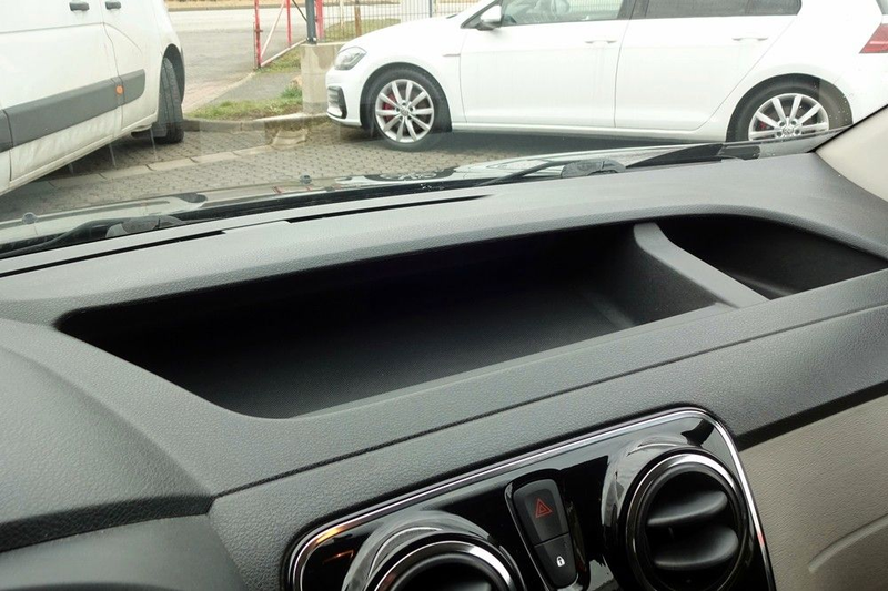 Dacia Dokker 1.6 BLACK EDITION-KLIMA/NAVI/PDC/SITZHZG — photo 40
