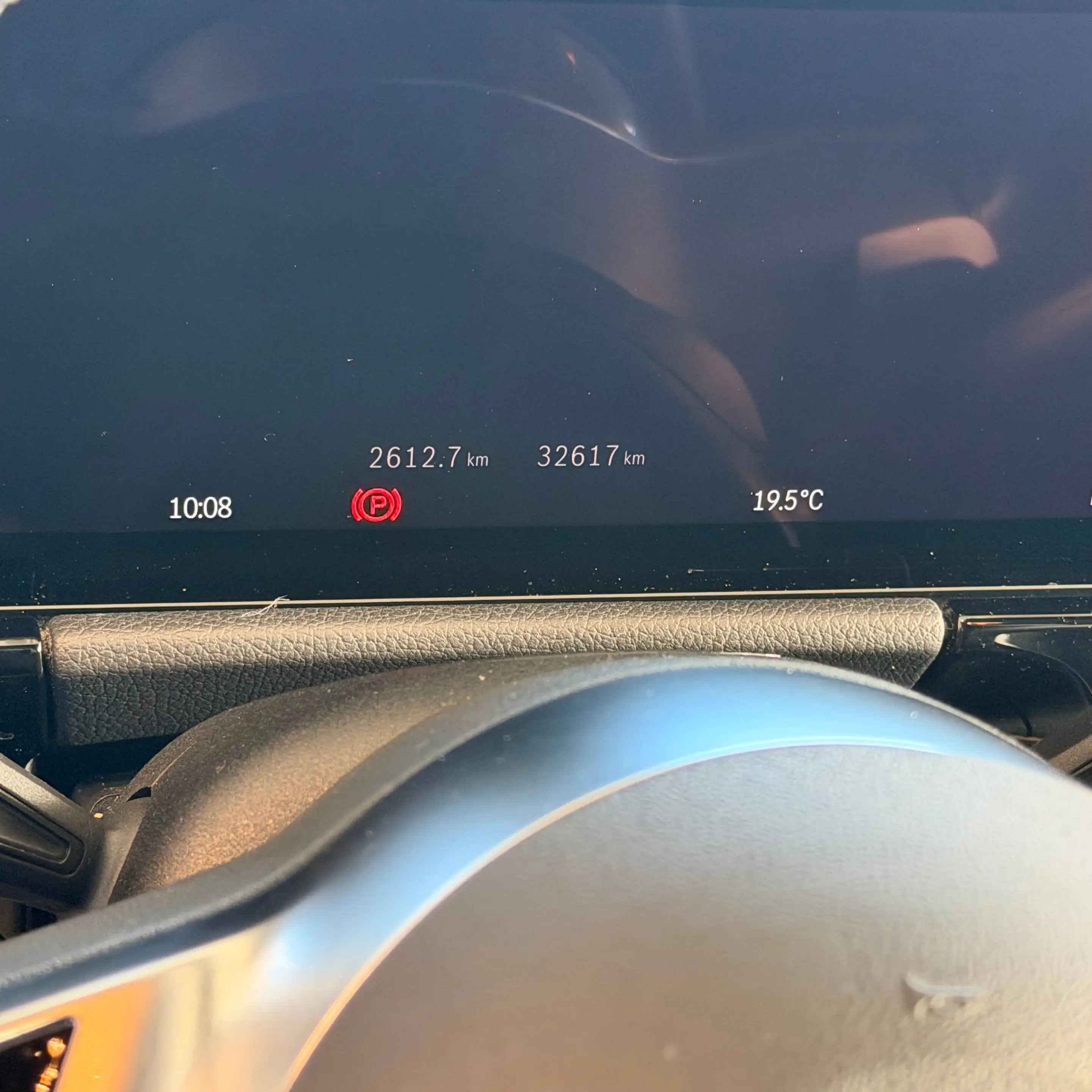 Mercedes-Benz GLA 180 GLA 180 Luxury Line — photo 14