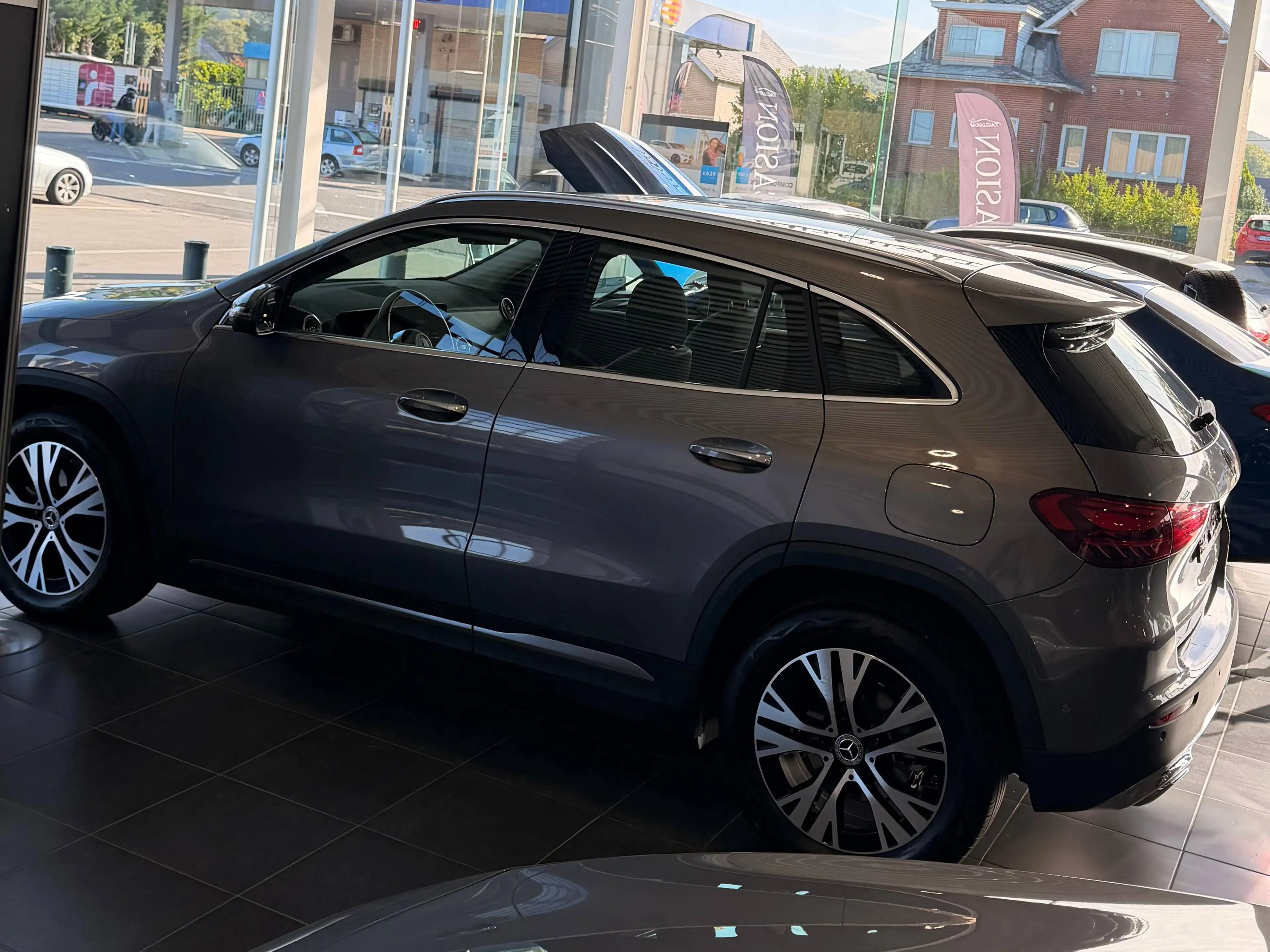 Mercedes-Benz GLA 180 GLA 180 Luxury Line — photo 5