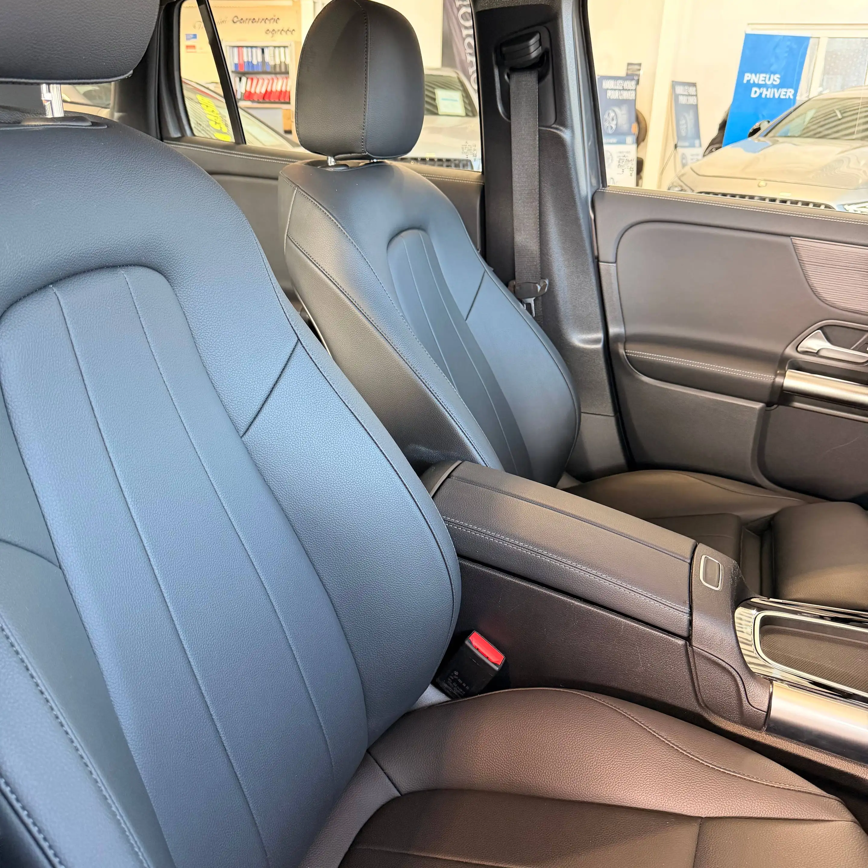 Mercedes-Benz GLA 180 GLA 180 Luxury Line — photo 6