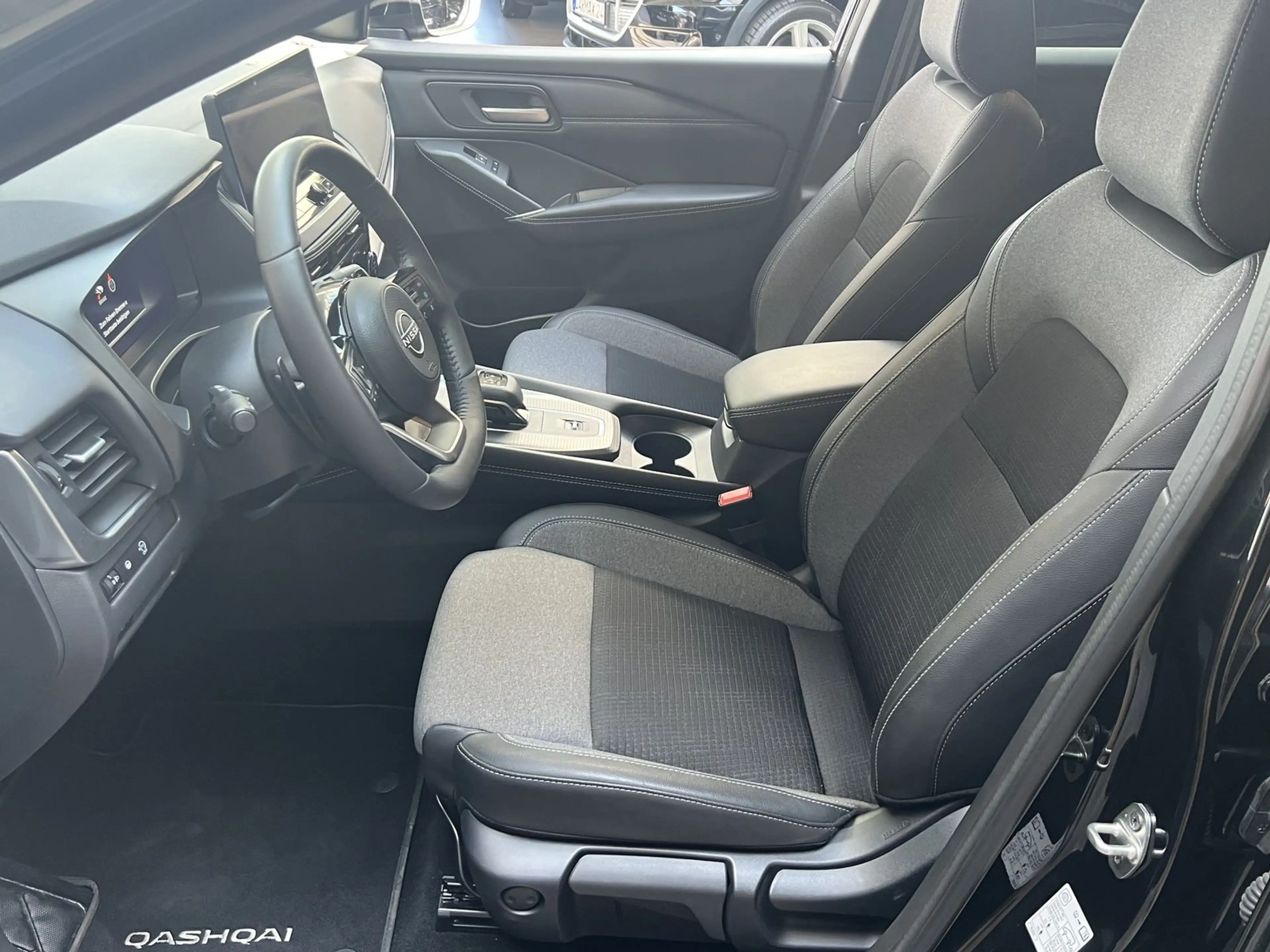 Nissan Qashqai N-Connecta 360° CarPlay DAB ACC Totw. — photo 3