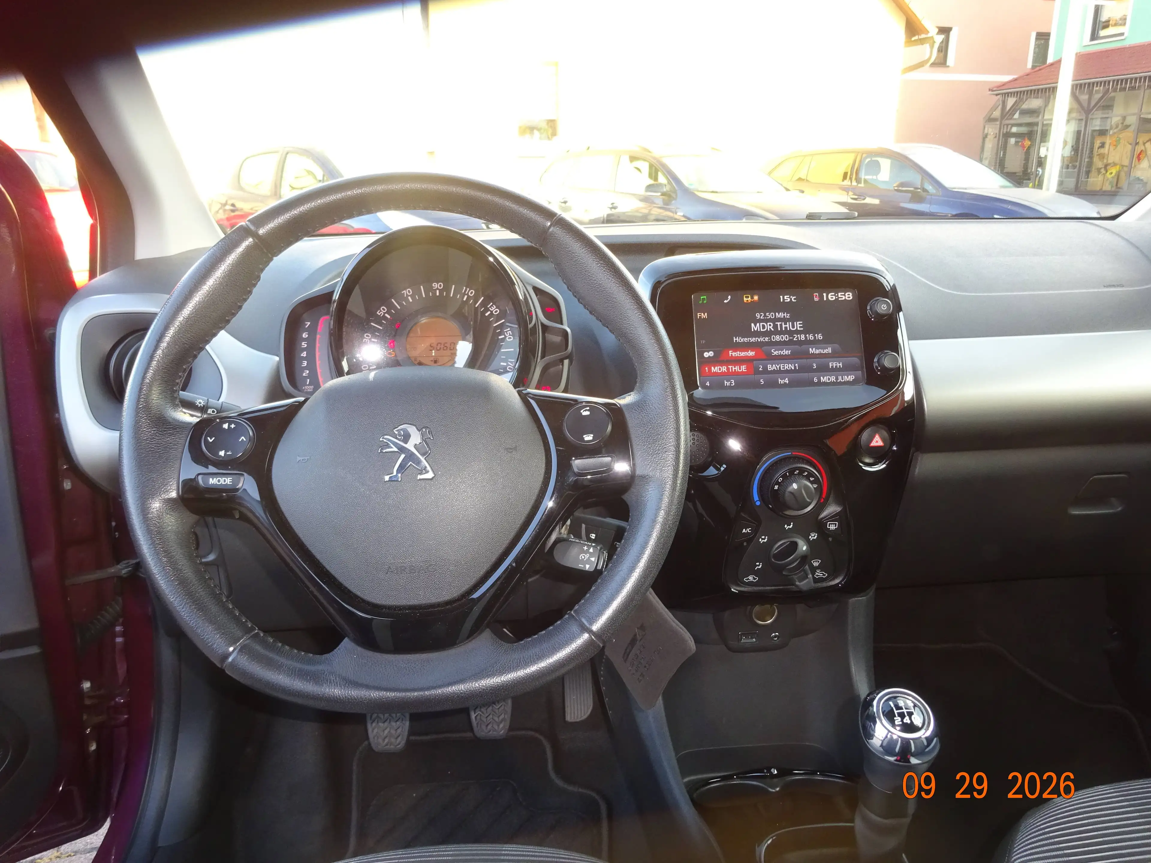 Peugeot 108 Top Cam Panorama 5 Türer — photo 13