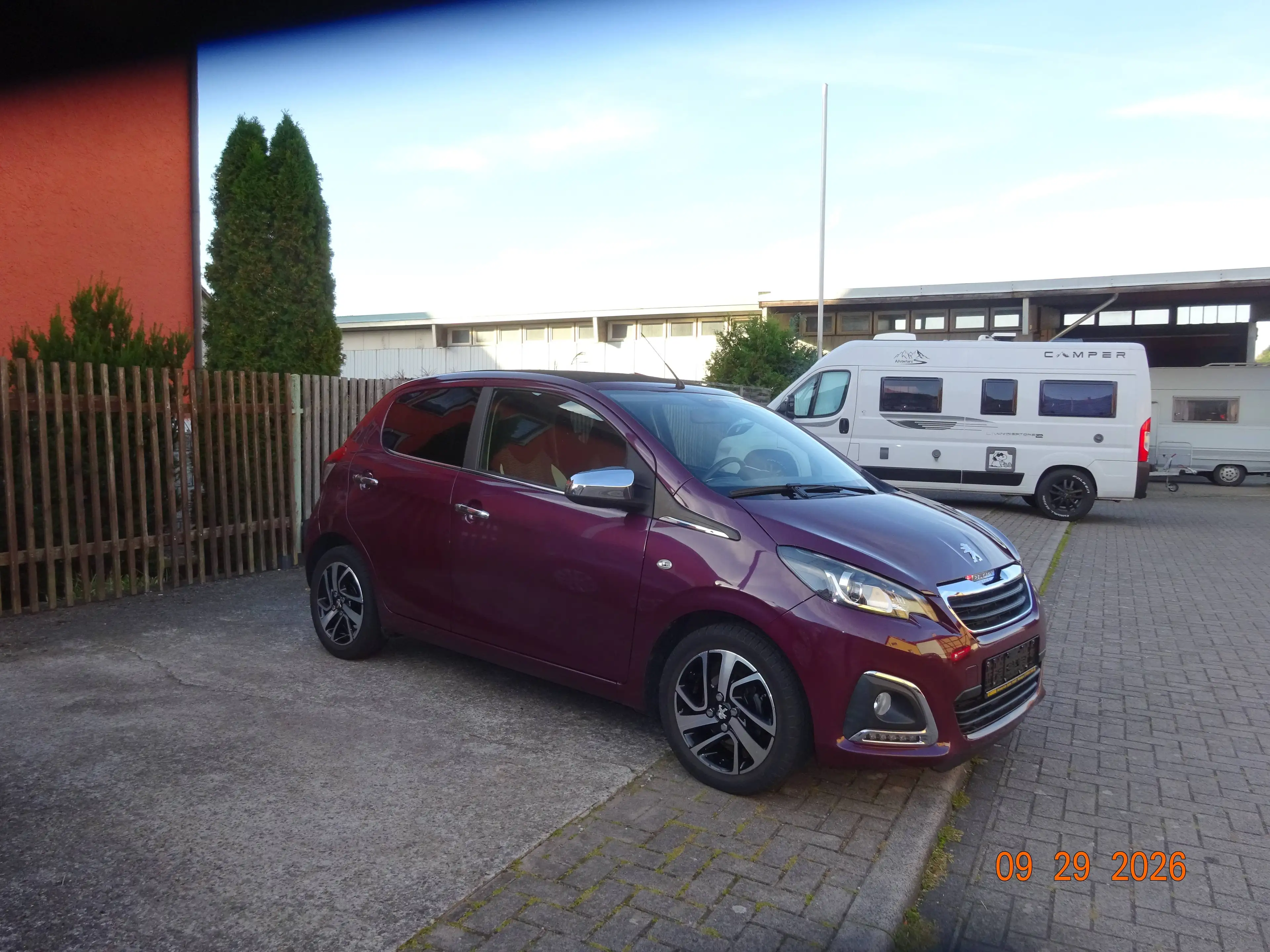 Peugeot 108 Top Cam Panorama 5 Türer — photo 2