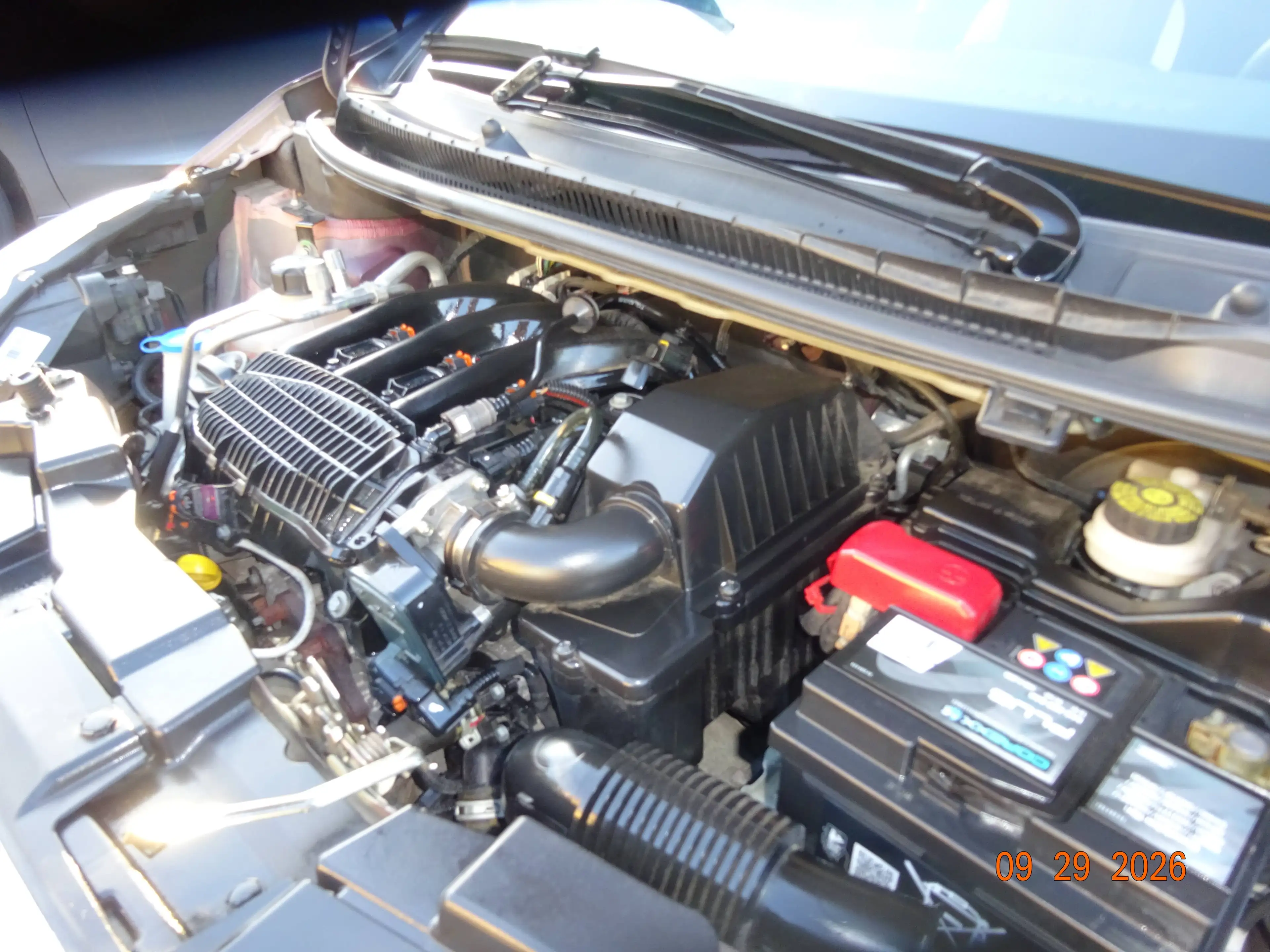 Peugeot 108 Top Cam Panorama 5 Türer — photo 11