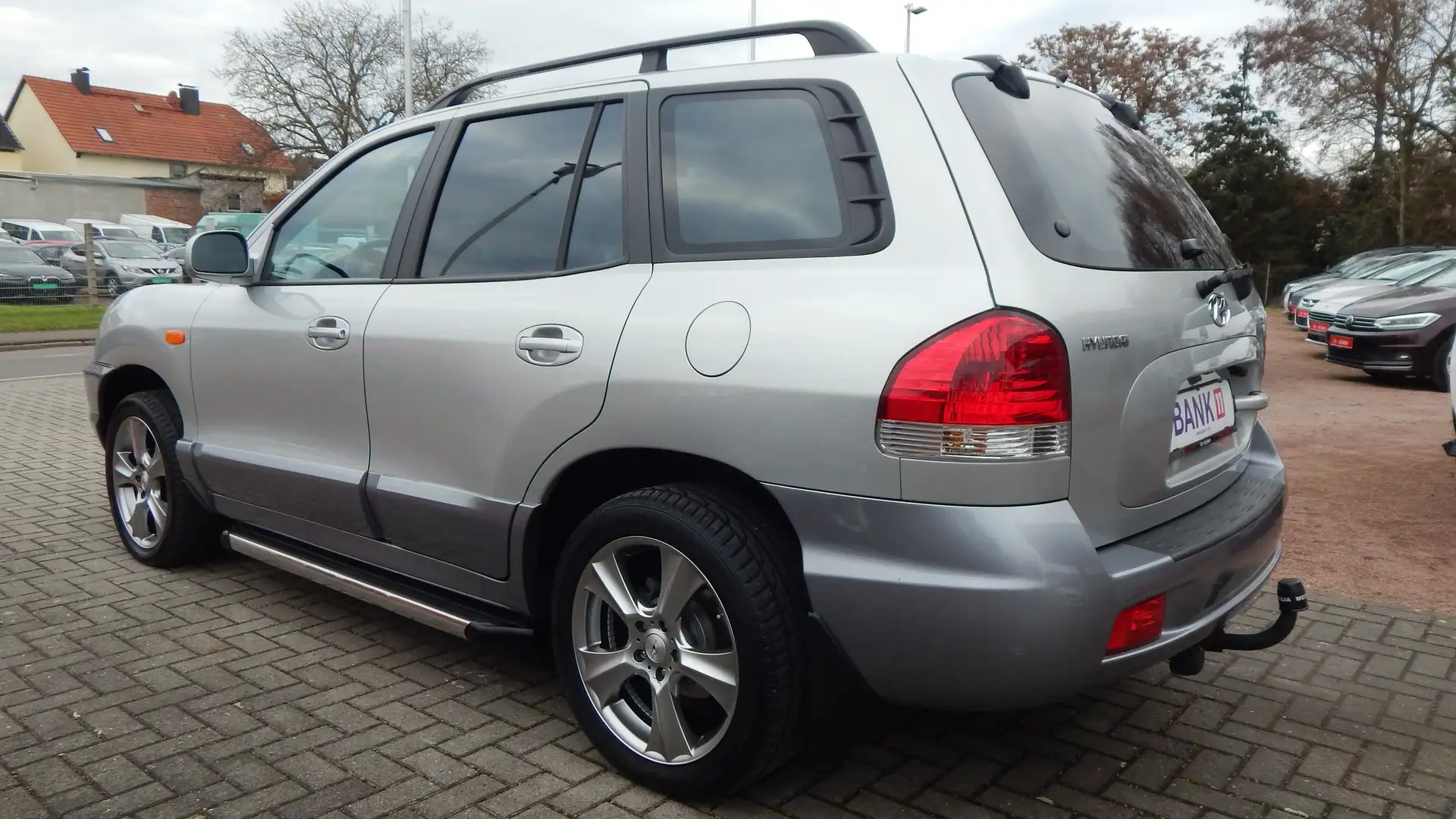 Hyundai SANTA FE 2.4 GLS Team 06 (2WD) KLIMAAUTOMATIK NAVI LEDER Stříbrná - 2