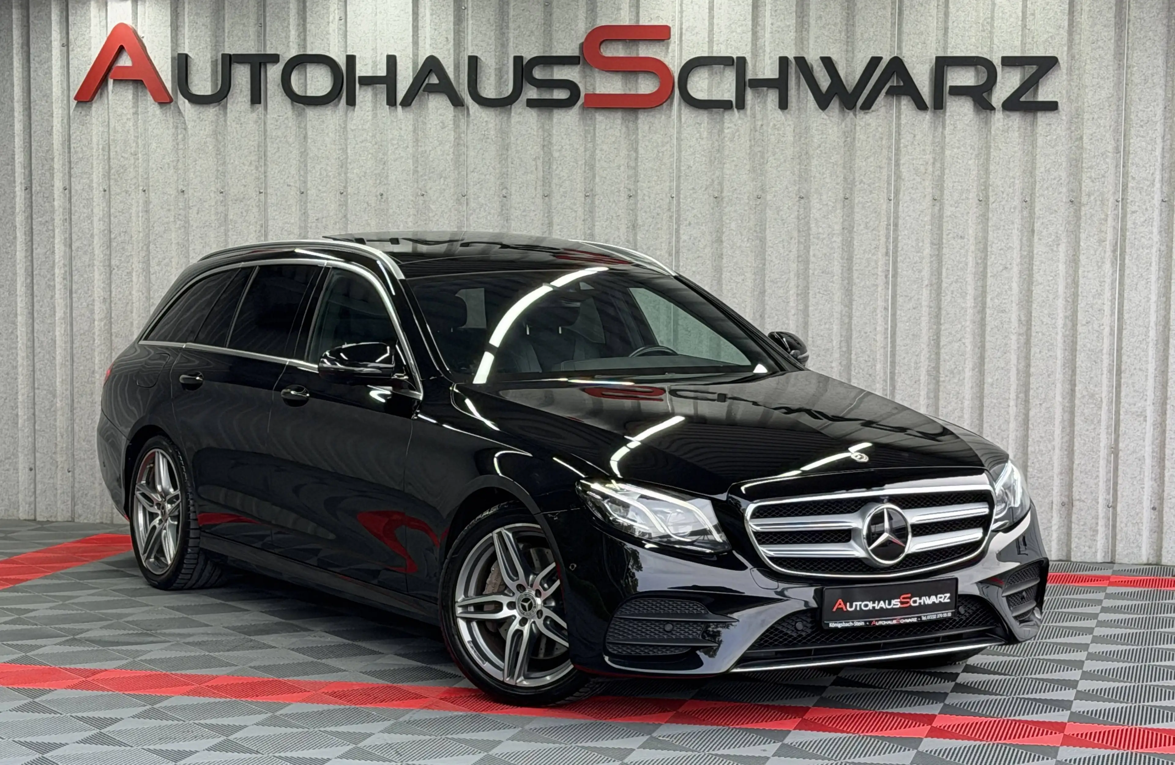 Mercedes-Benz E 350 E350 AMG Line Pano AHK 360° Distronik Navi