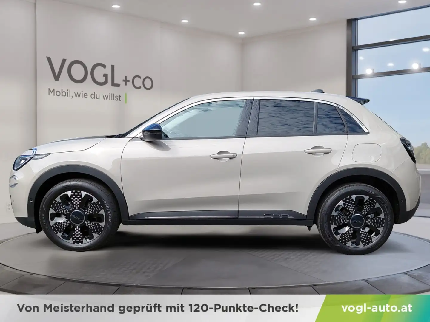 Fiat 600e La Prima Barna - 2