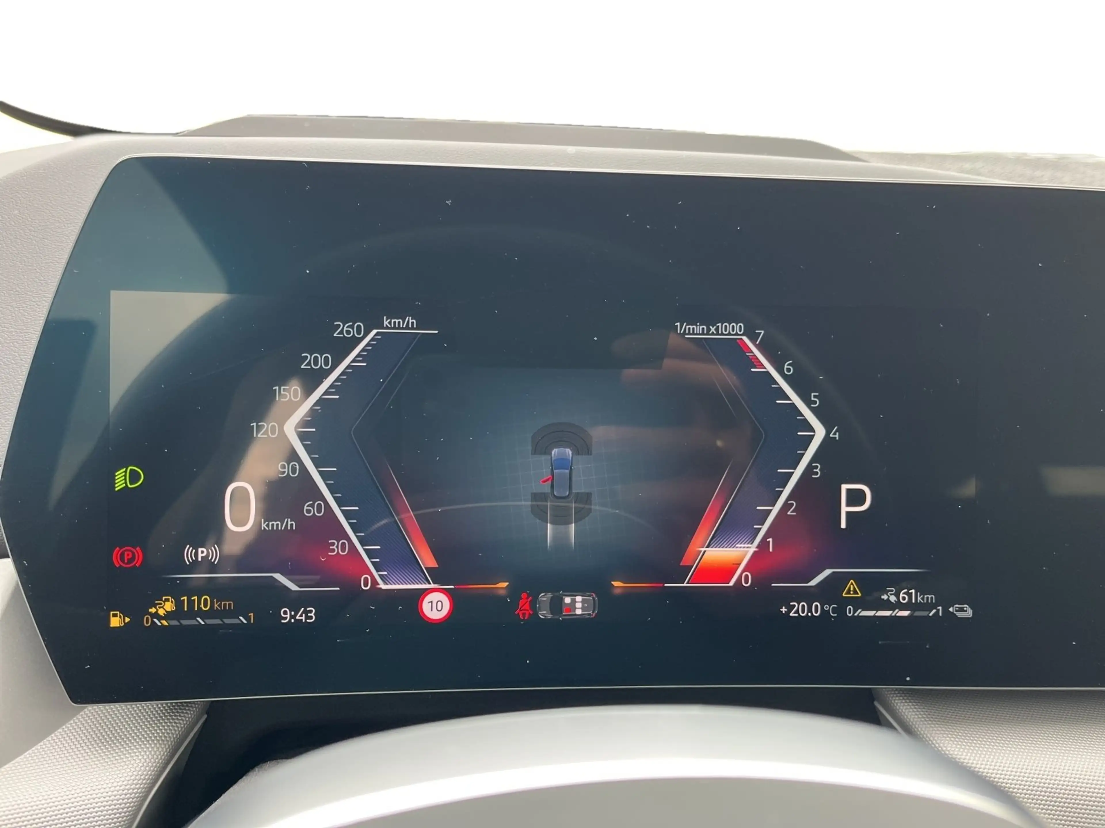 BMW 225 e xDrive — photo 15
