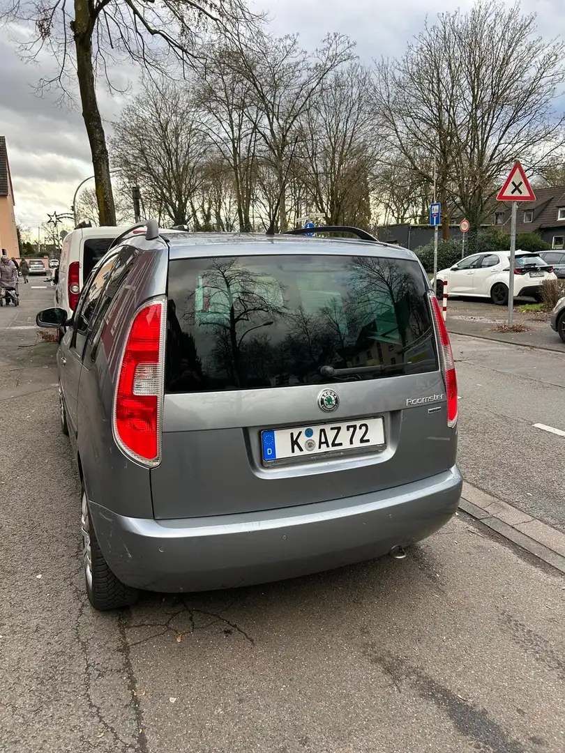 Skoda Roomster Roomster 1.2 TSI Style Grau - 2
