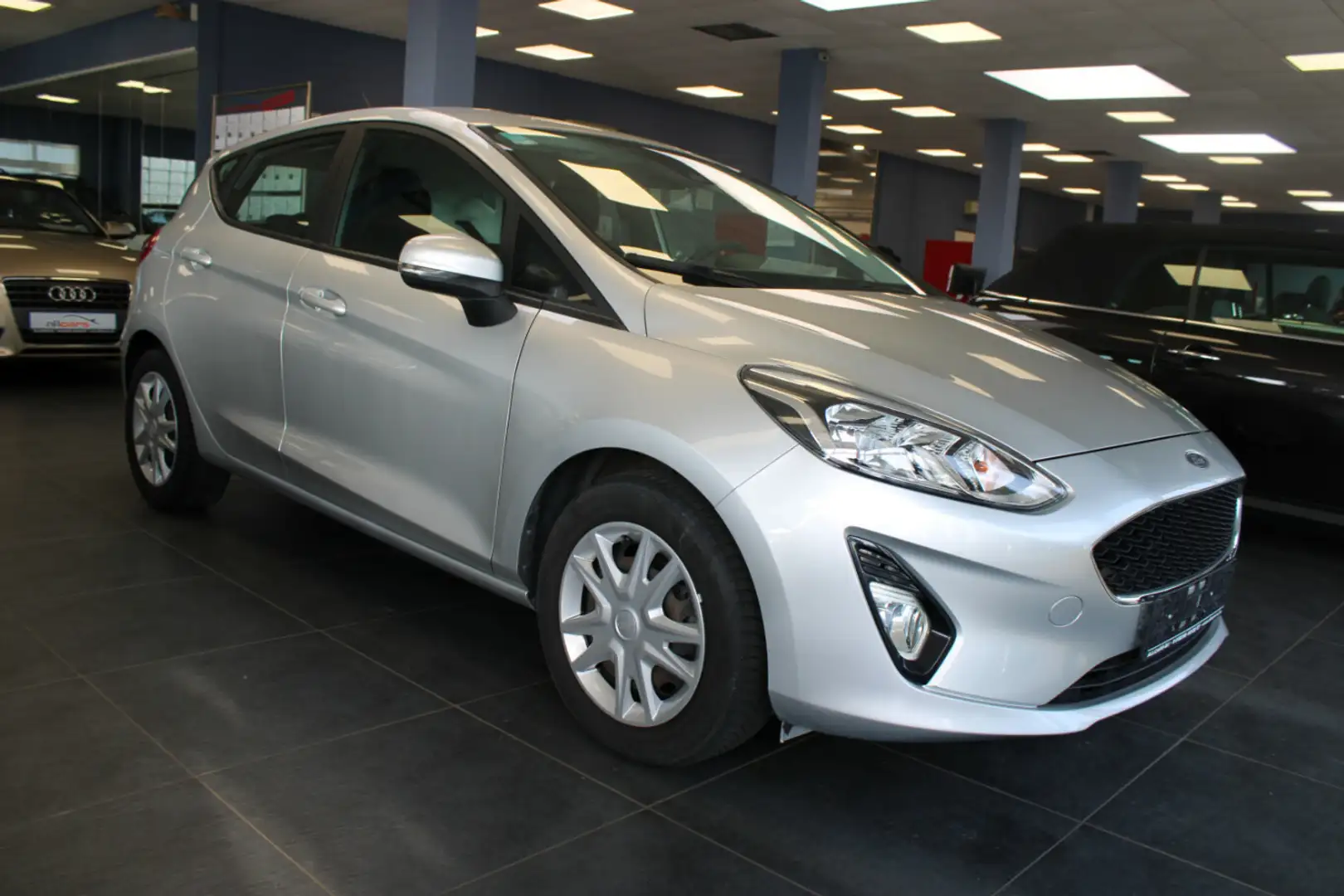 Ford Fiesta 1.1 COOL&CONNECT Silber - 1