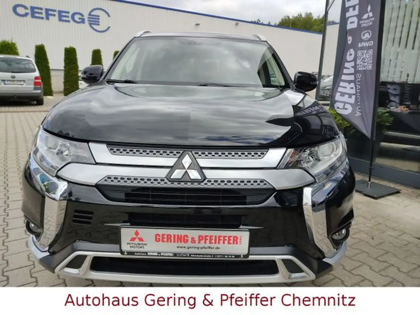 Mitsubishi Outlander Diamant Edition+ 2WD ++ NEUZUGANG ++ Diamant Edit Schwarz - 2