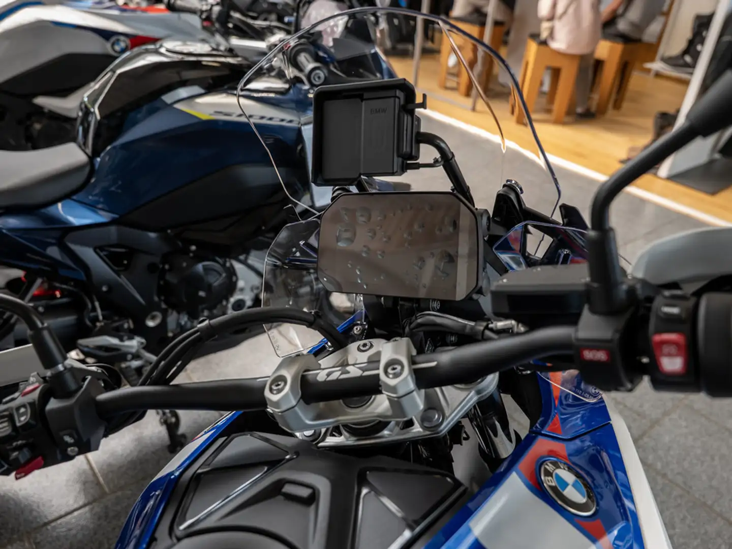 BMW R 1300 GS KOMFORT-P. TOUREN-P. SHZ Trophy Albastru - 2