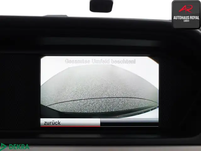 Mercedes-Benz C-Class view 20