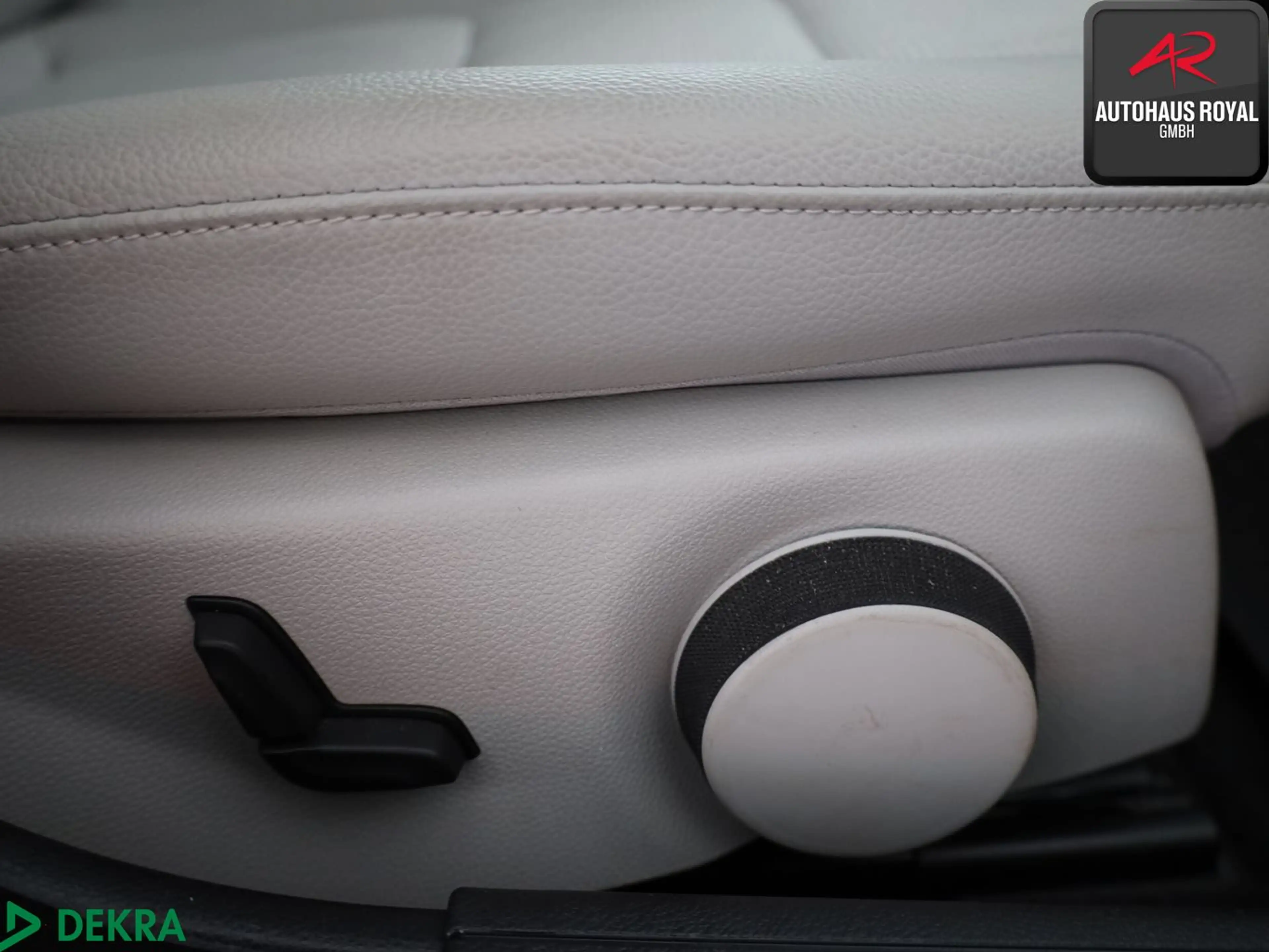 Mercedes-Benz C 220 d T AVANTGARDE KEYLESS,KAMERA,H/K,STANDHZ — photo 12