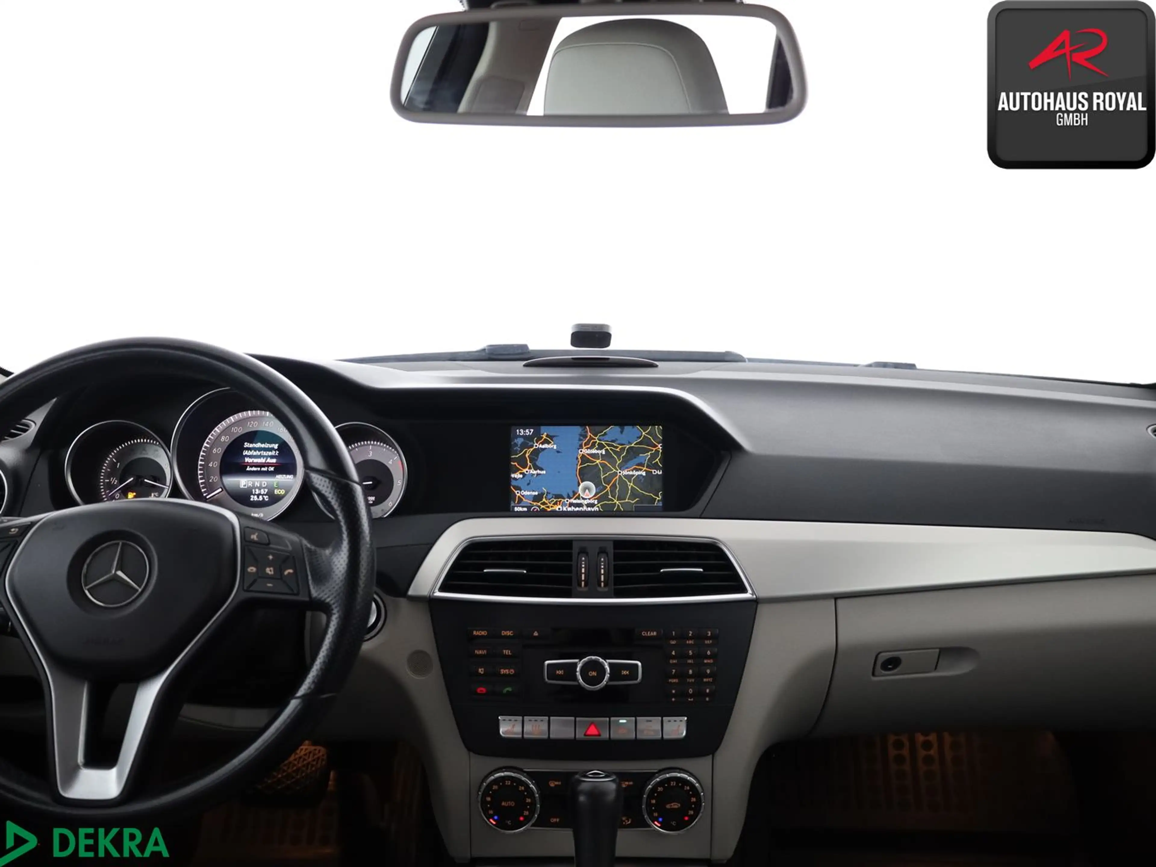 Mercedes-Benz C 220 d T AVANTGARDE KEYLESS,KAMERA,H/K,STANDHZ — photo 9