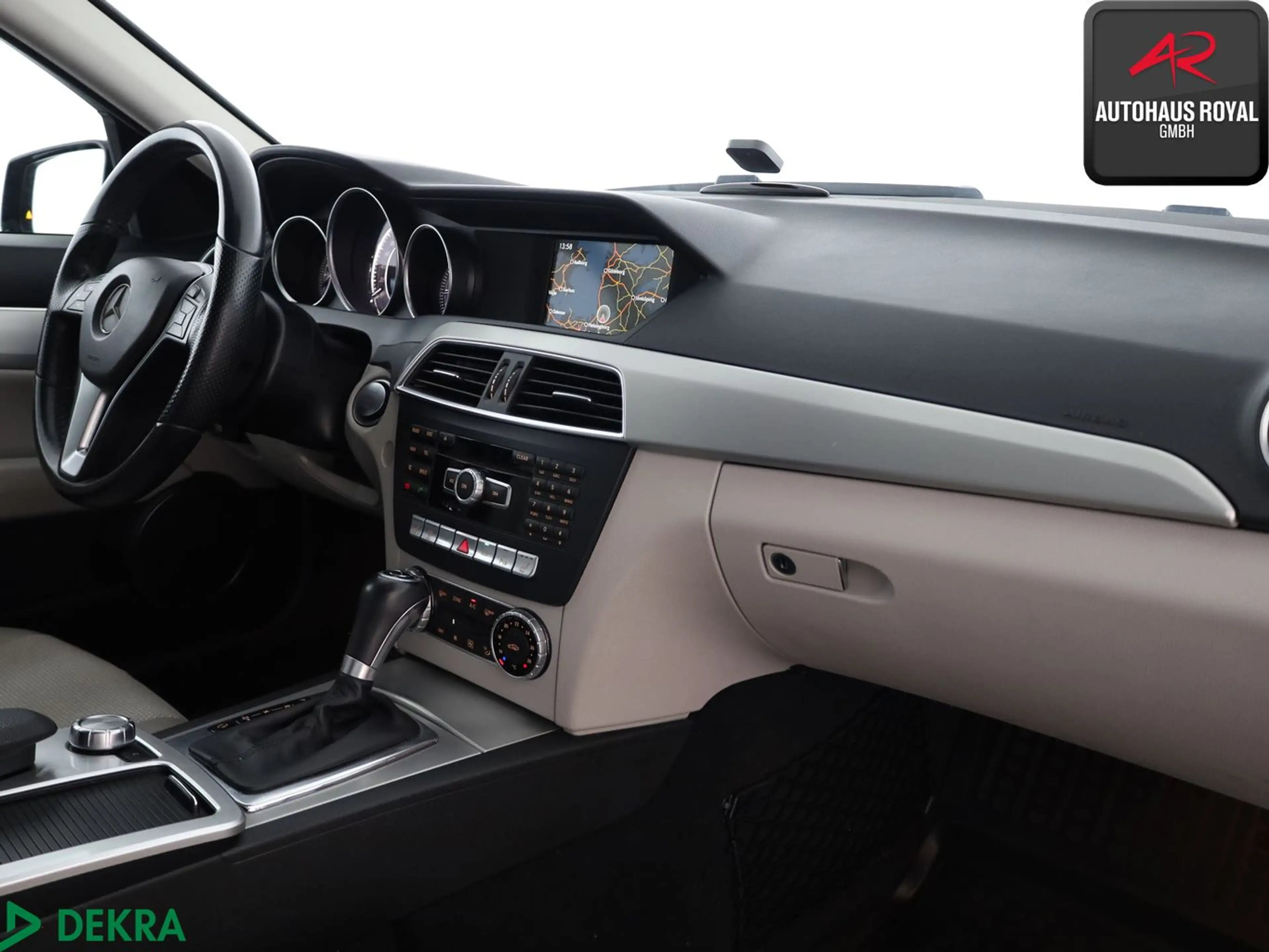 Mercedes-Benz C 220 d T AVANTGARDE KEYLESS,KAMERA,H/K,STANDHZ — photo 10