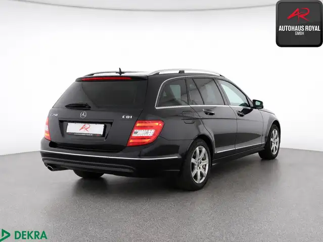 Mercedes-Benz C-Class view 5