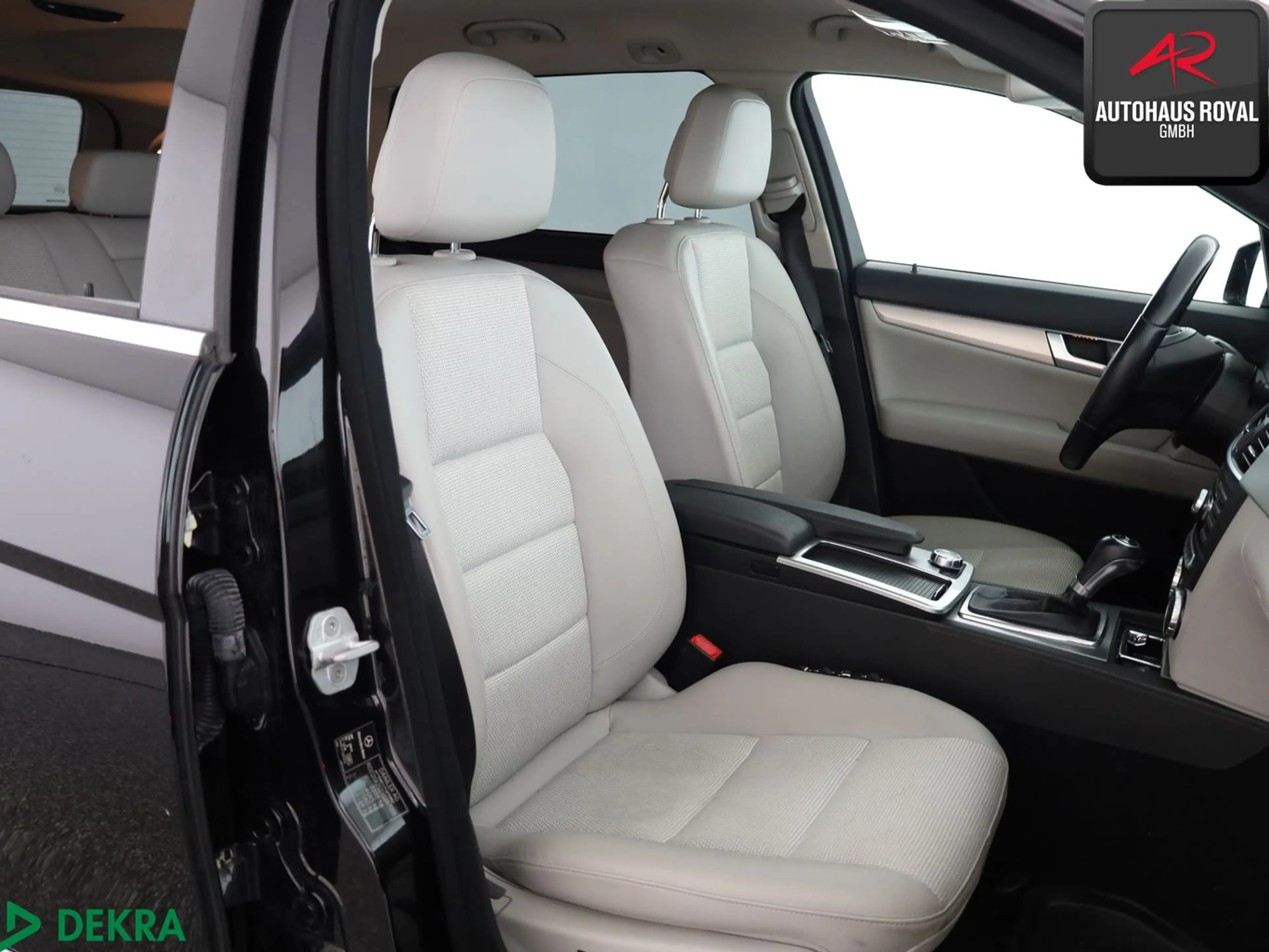Mercedes-Benz C 220 d T AVANTGARDE KEYLESS,KAMERA,H/K,STANDHZ — photo 11