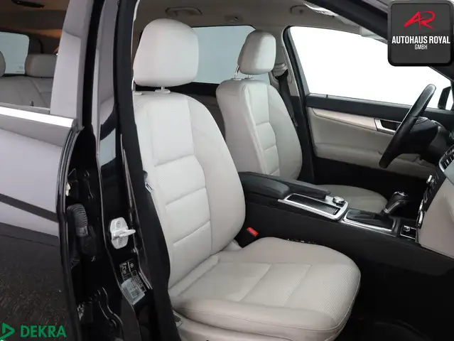 Mercedes-Benz C-Class view 11