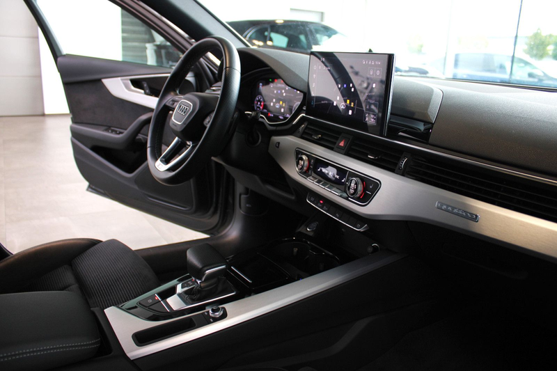 Audi A4 AVANT 40 TDI QU. *S LINE* AHK+VIRTUAL+HEAD UP — photo 6