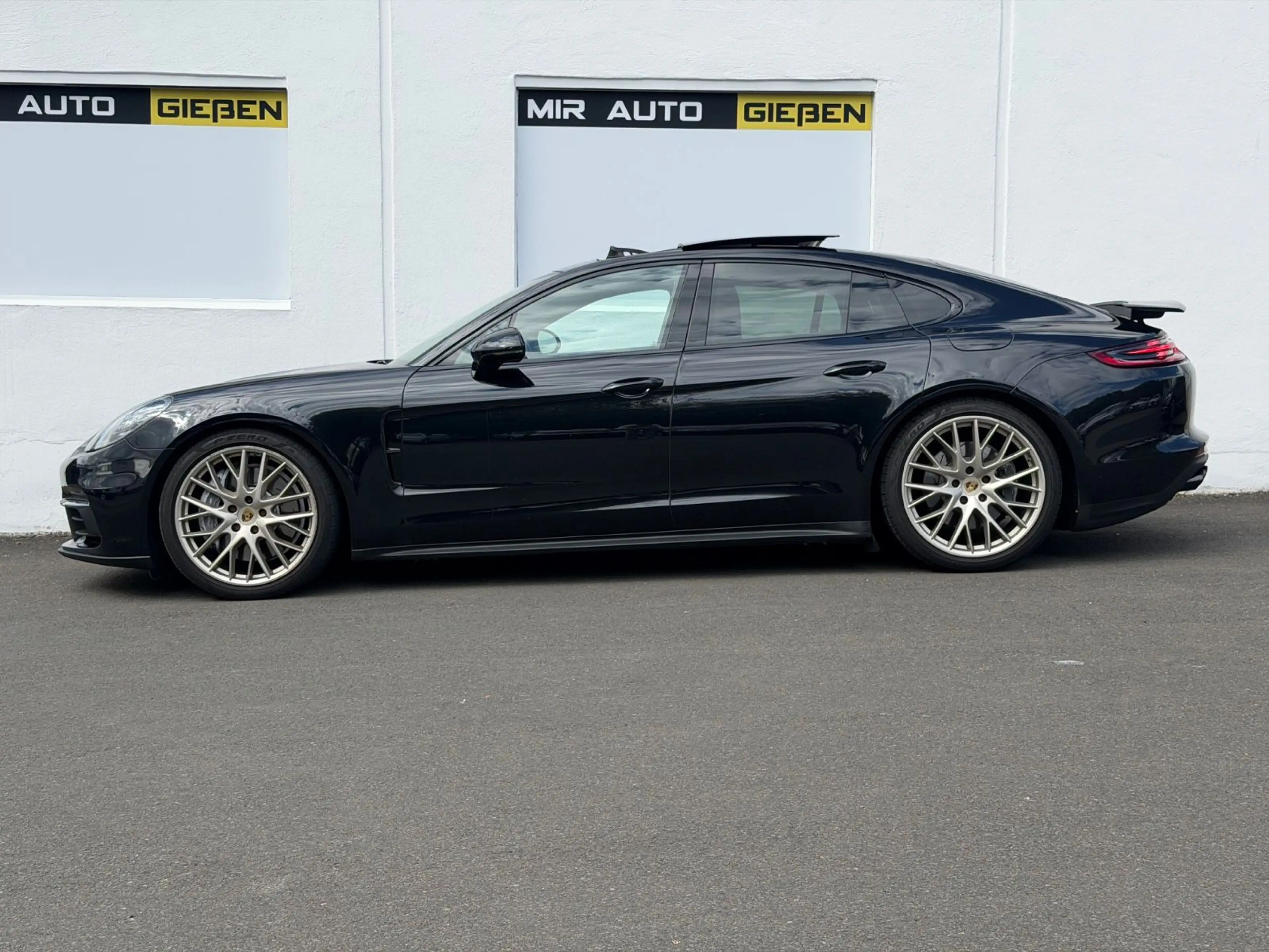 Porsche Panamera 4 E-Hybrid Edition 10 Jahre/ APPROVED — photo 4