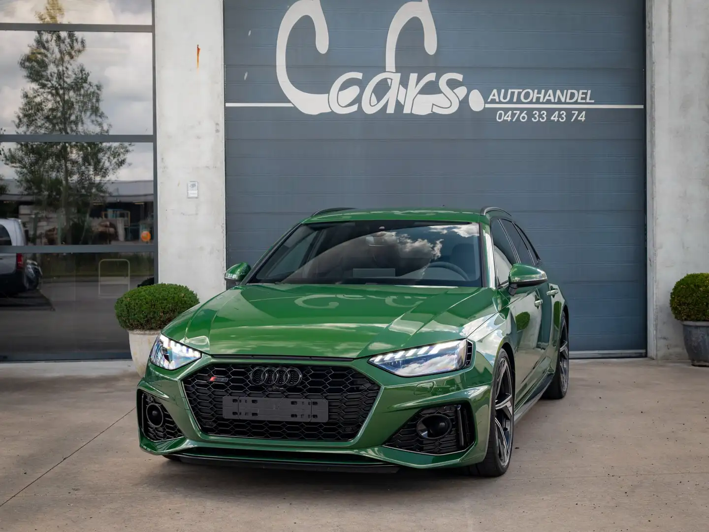 Audi RS4 Avant | FRONT PPF | COATING | LCV | Vert - 1