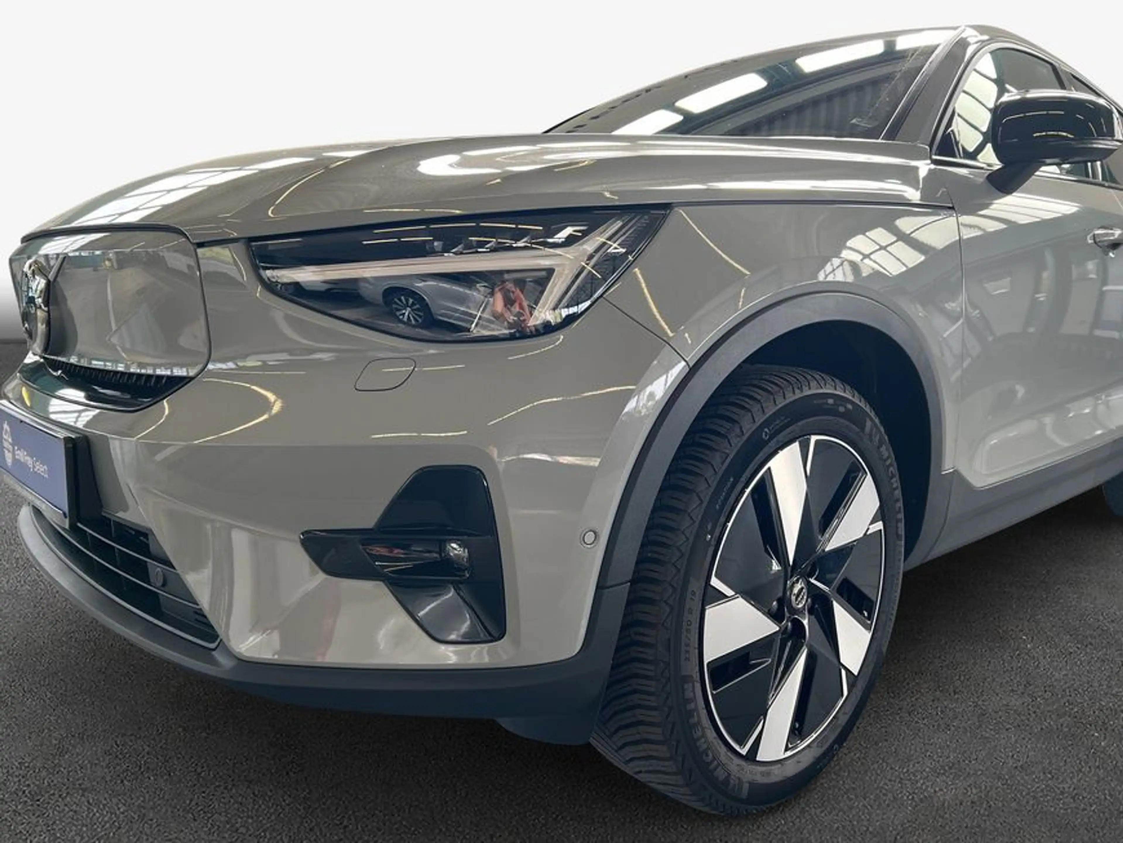 Volvo C40 Recharge Single M. Extended Range Ultimate Led — photo 7
