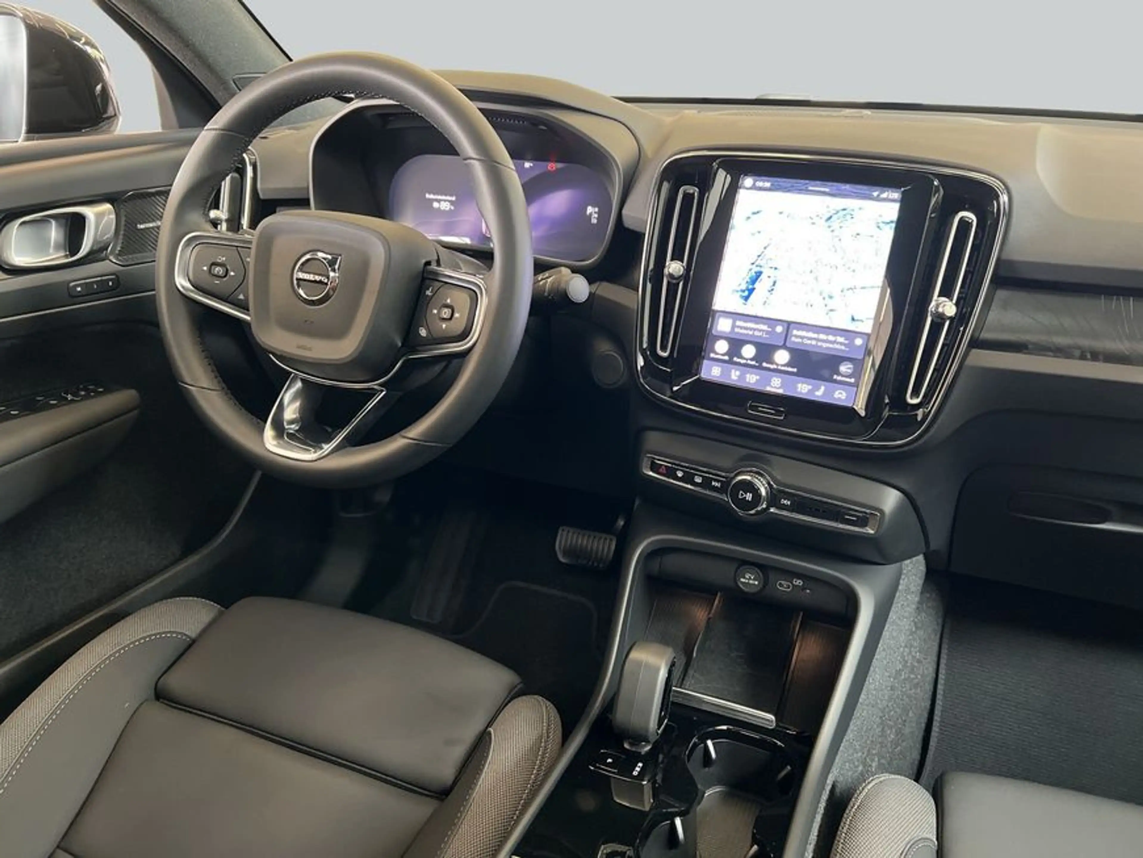 Volvo C40 Recharge Single M. Extended Range Ultimate Led — photo 14