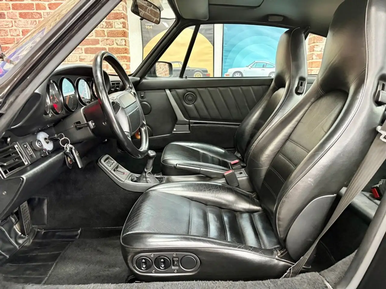 Porsche 964 (911) Carrera2 3.6 250cv Cuir/Clima/ALU18, foto 5