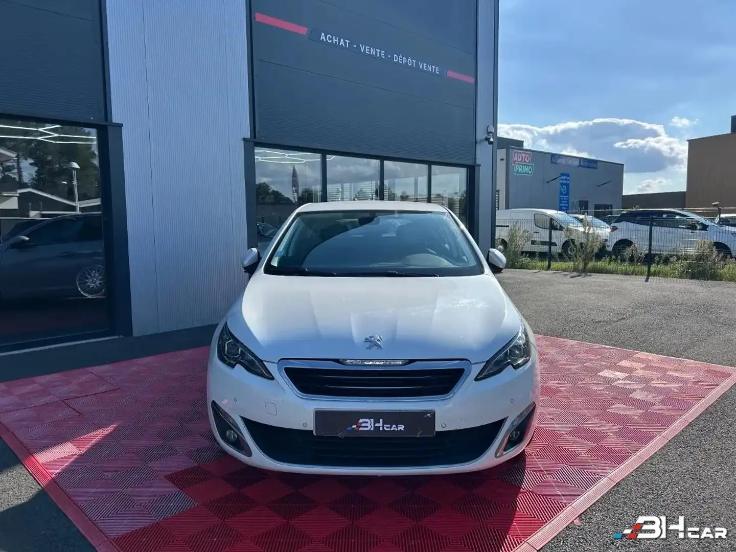 Peugeot 308 GENERATION-II 1.2 E-THP 130 ALLURE - 2