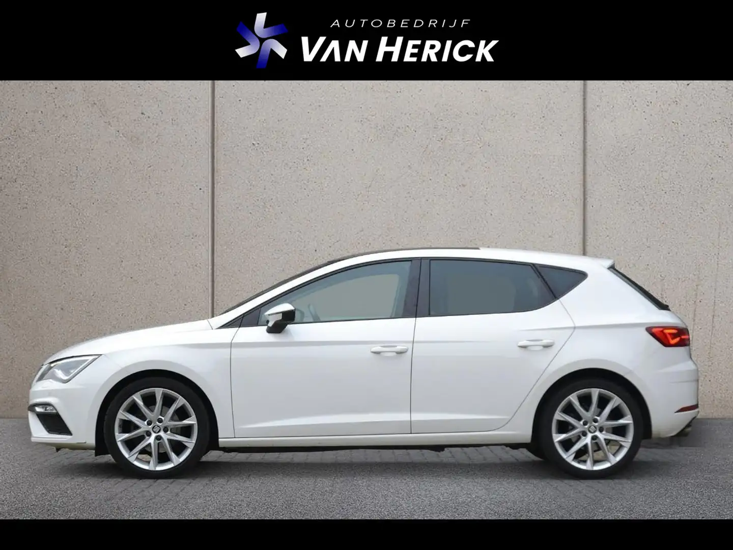 SEAT Leon 1.4 EcoTSI FR Automaat | Panorama dak | Stoelverwa Wit - 2