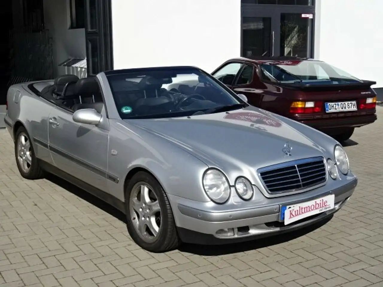 Mercedes-Benz CLK 320